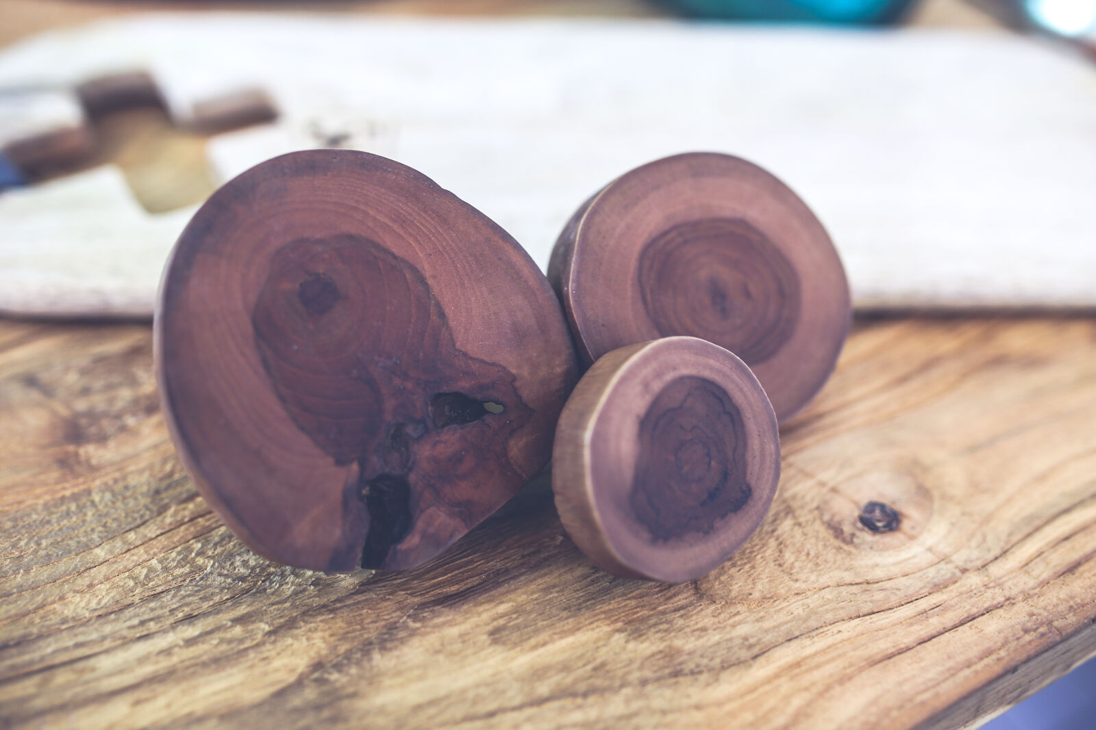 Canon EOS 6D + Sigma 35mm F1.4 DG HSM Art sample photo. Wooden, handers photography