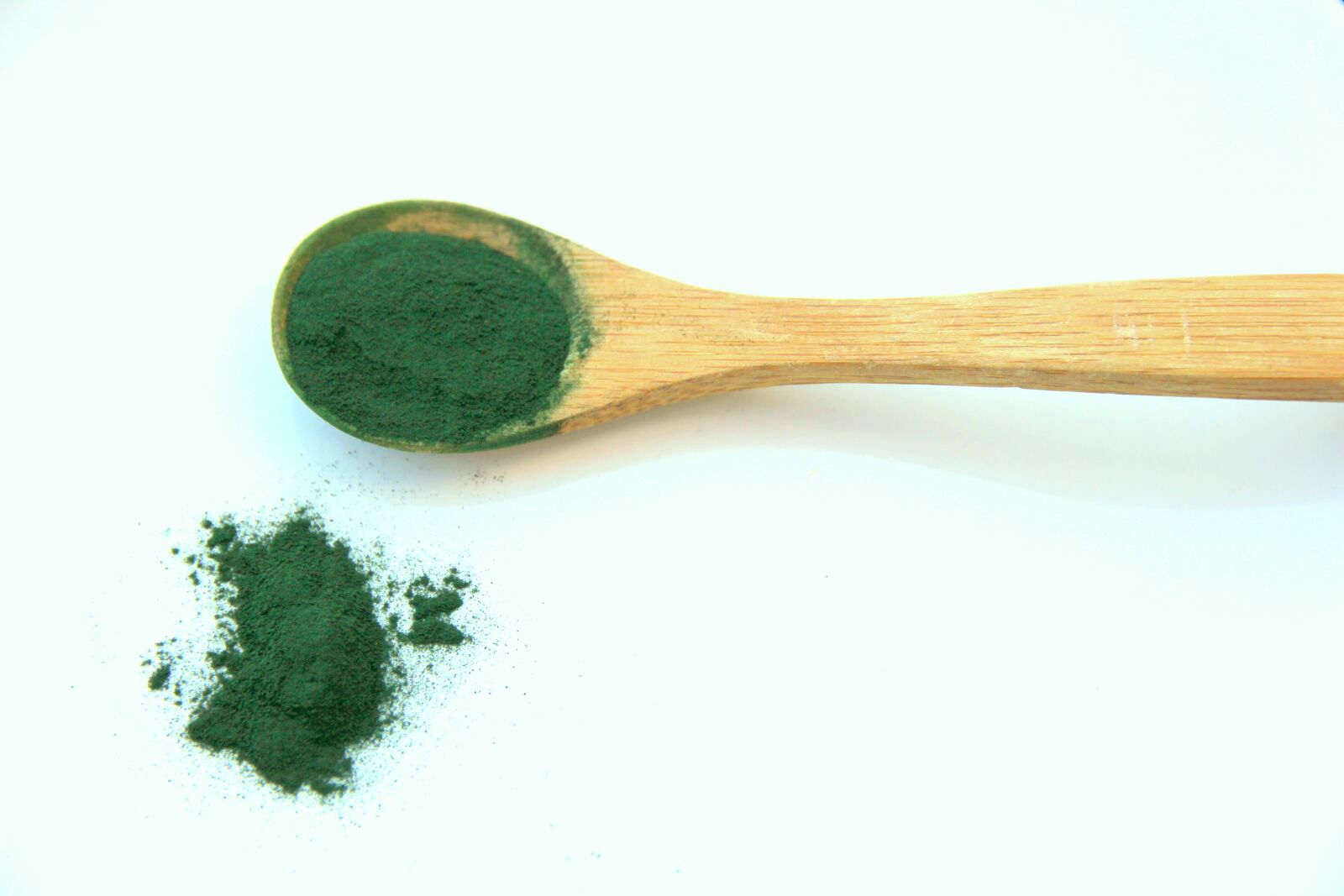 Canon EOS 60D sample photo. Spirulina, alga, vegetable proteins photography