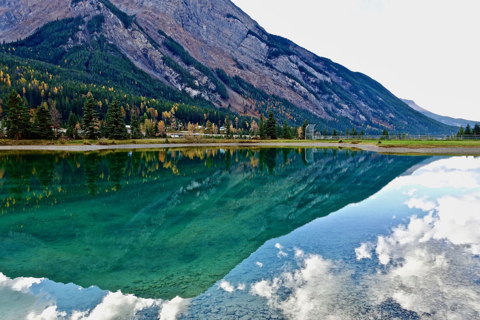 Sony Cyber-shot DSC-RX100 III sample photo. Reflection, lake, mountains photography