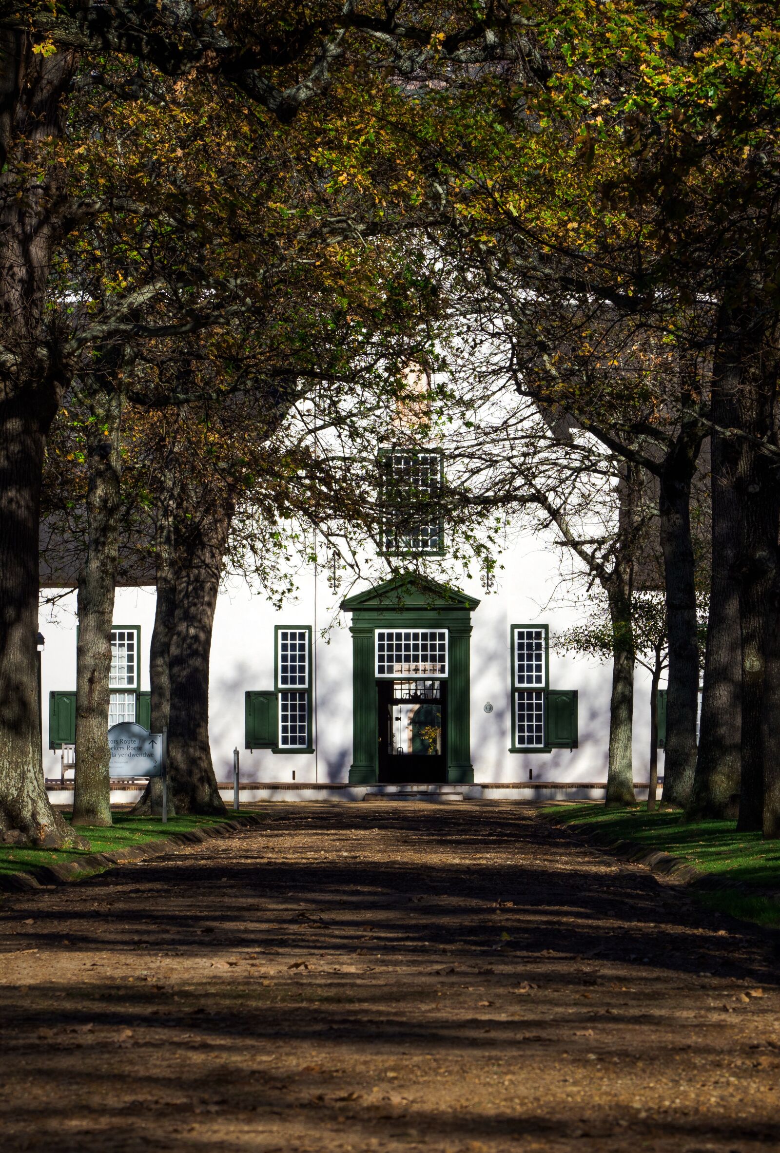 Olympus M.Zuiko Digital ED 12-100mm F4.0 IS Pro sample photo. Groot constantia, wine estate photography