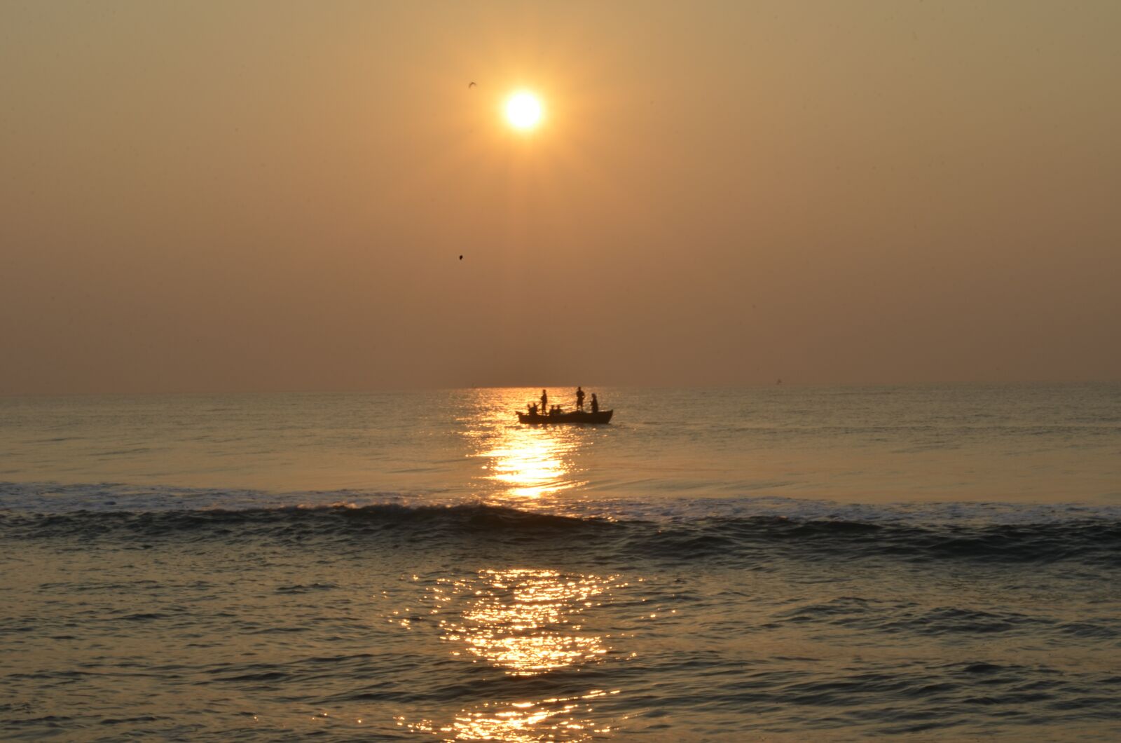 Nikon D5100 sample photo. Beach, morning, sunrise photography