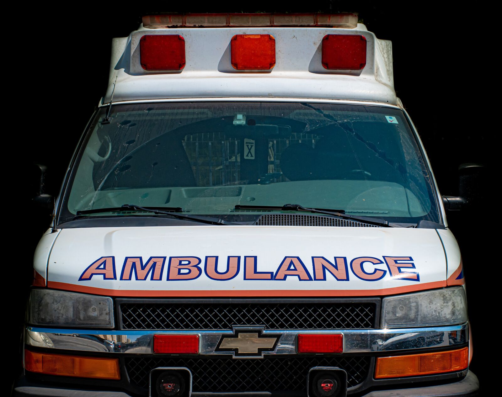 Nikon D5600 sample photo. Ambulance, first aid, auto photography