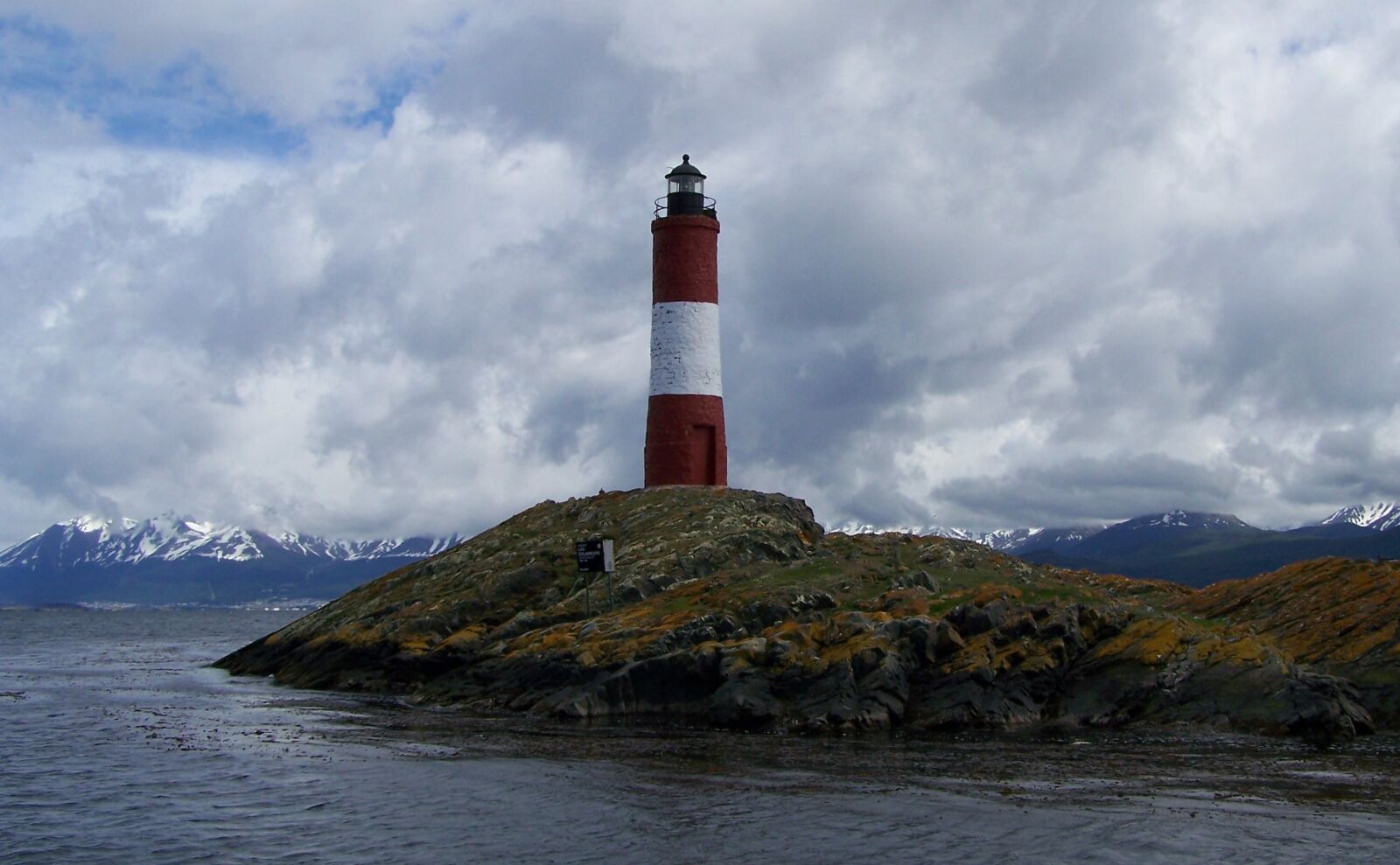 Kodak EASYSHARE Z710 ZOOM DIGITAL CAMERA sample photo. Lighthouse, beagle canal, argentina photography