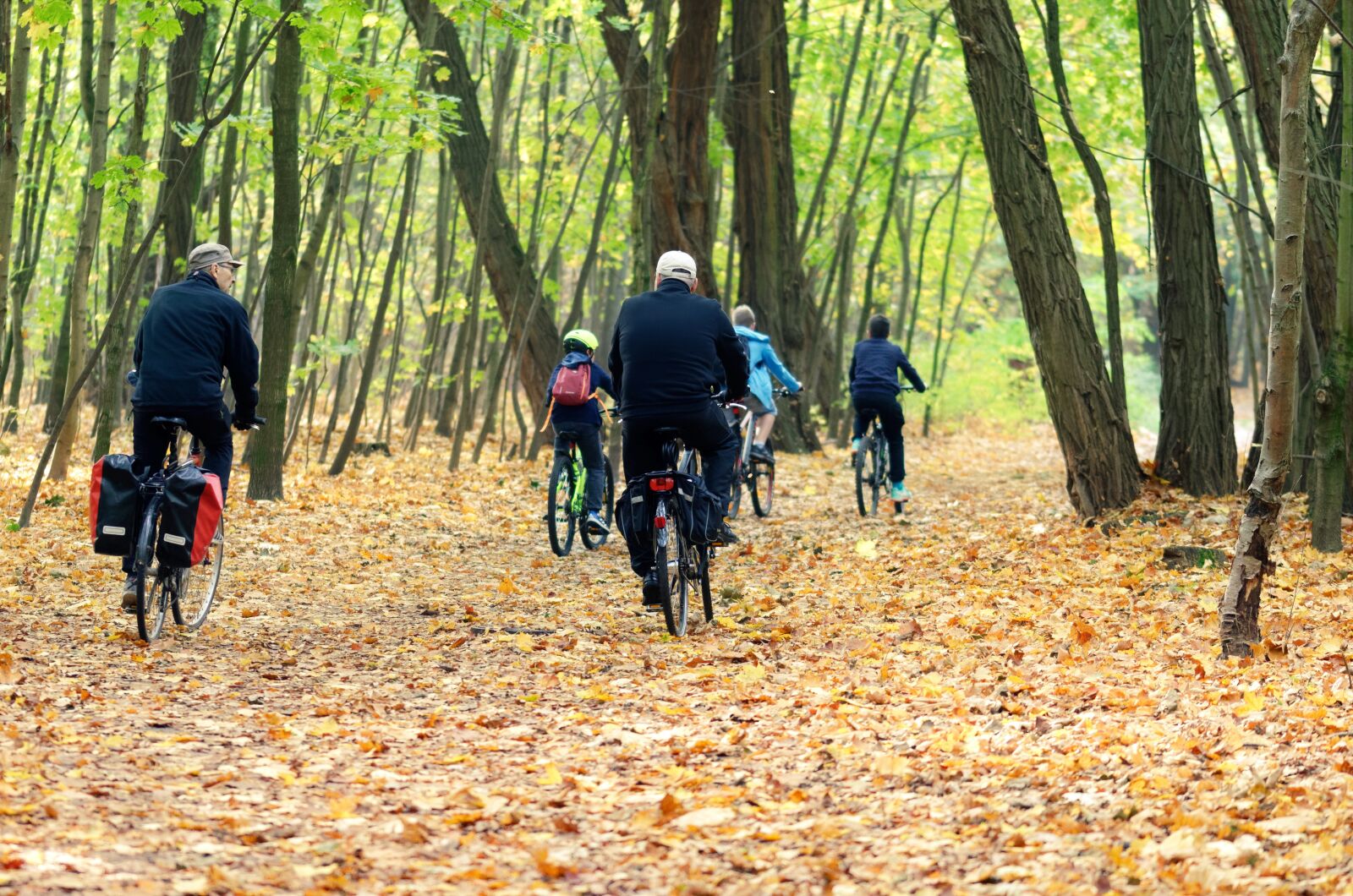 Nikon D5100 sample photo. Cyclists, people, while riding photography