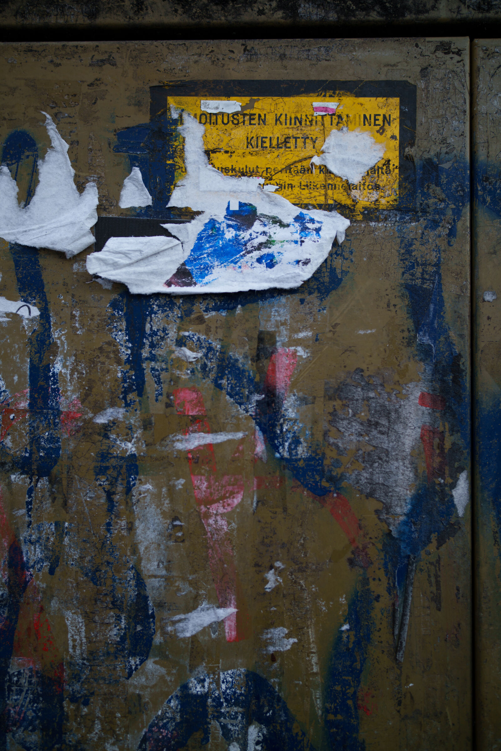 Samyang Remaster Slim 28mm F3.5 sample photo. Decay surface photography