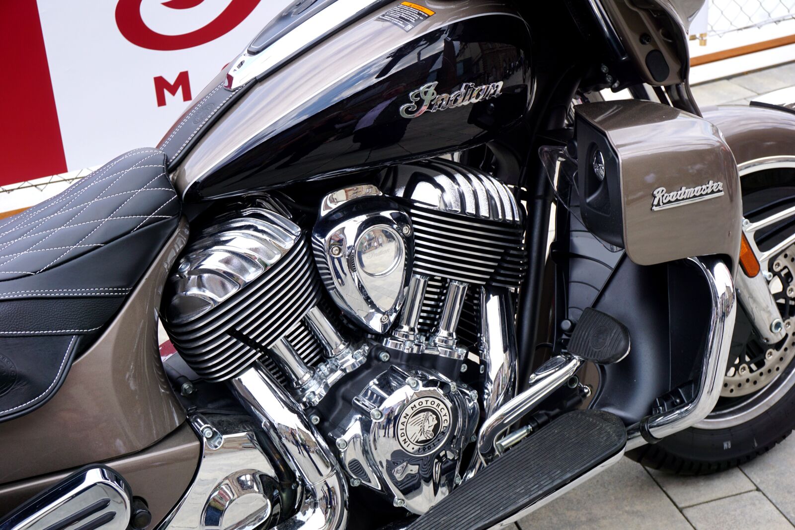 Sony E 16-50mm F3.5-5.6 PZ OSS sample photo. Motorcycle, motor, two wheeled photography