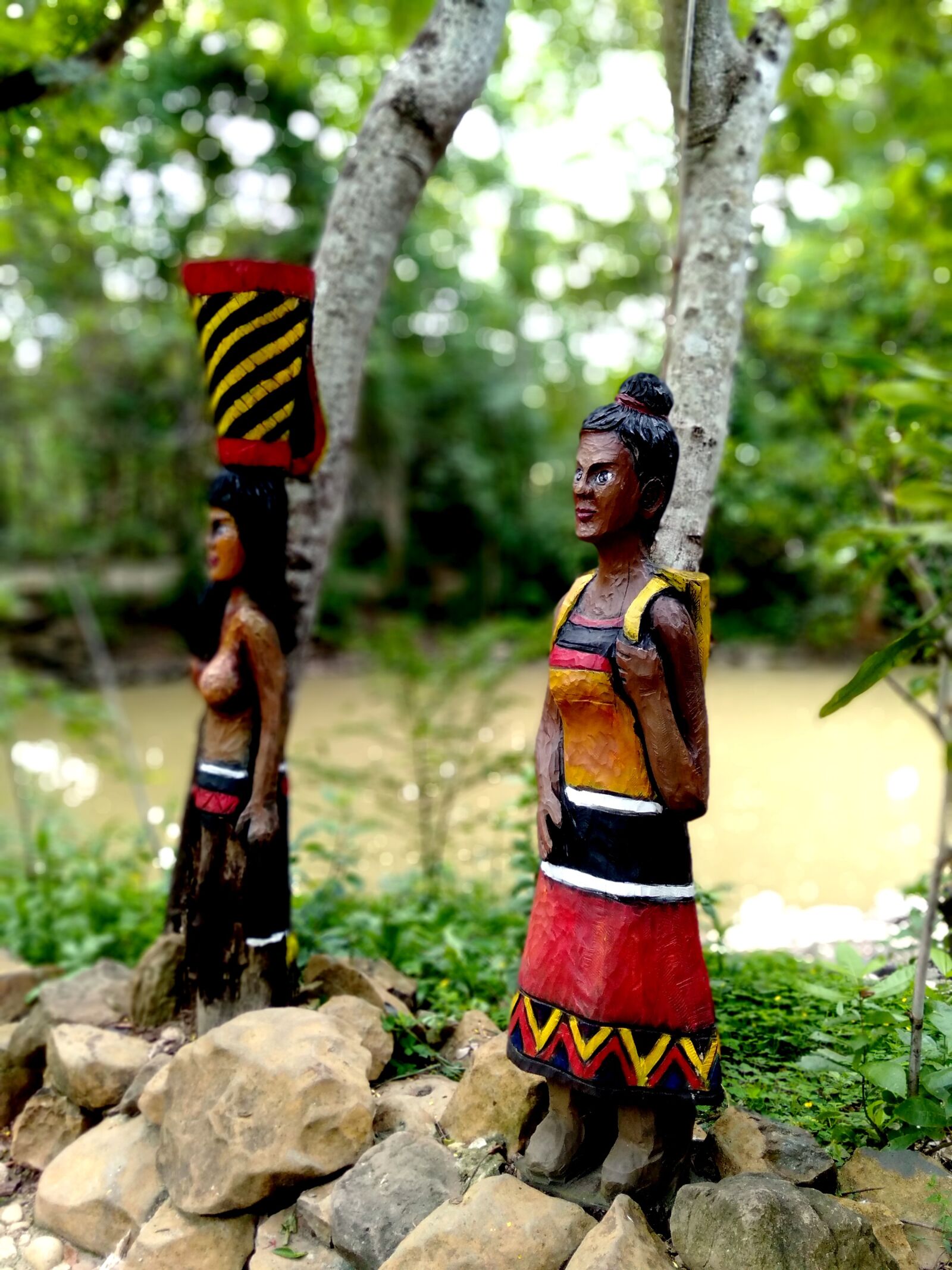 OPPO A3S sample photo. Wooden statues, sculptures, carvings photography