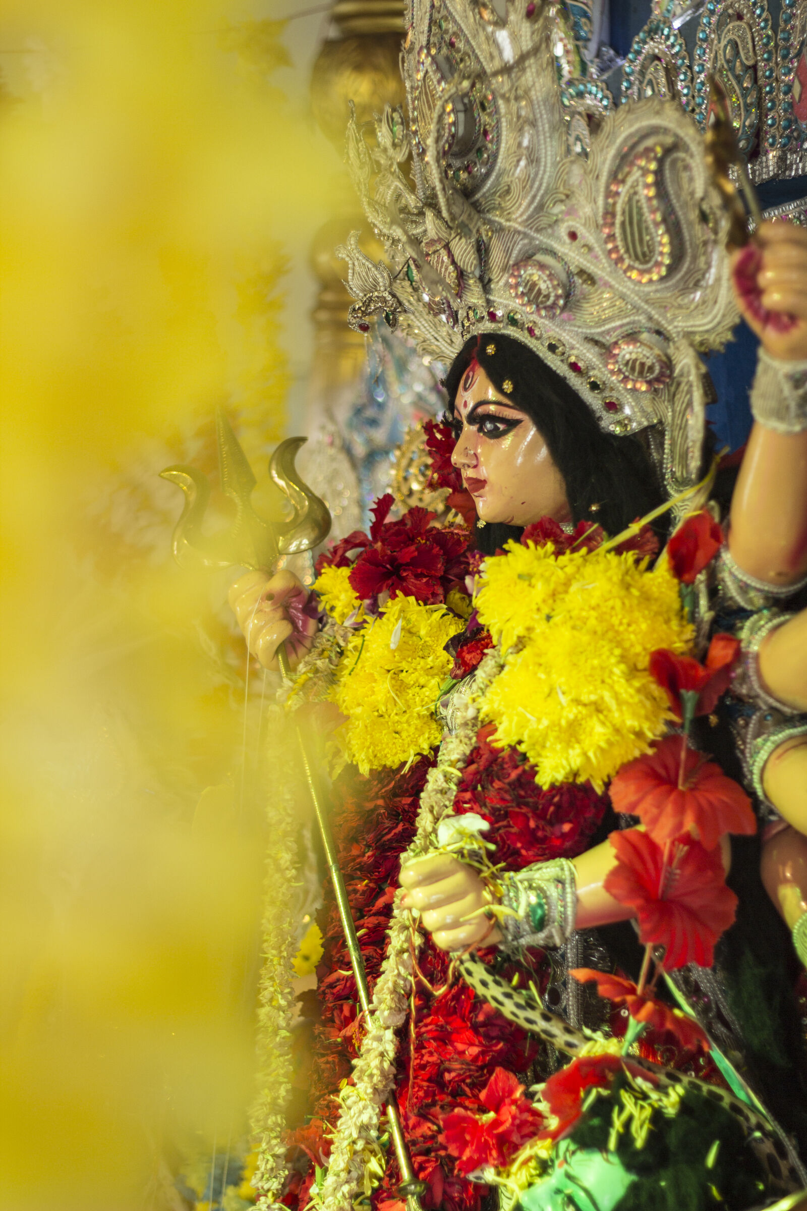 Canon EOS 600D (Rebel EOS T3i / EOS Kiss X5) + Canon EF 50mm F1.8 II sample photo. Bengali, durga, puja, dushera photography