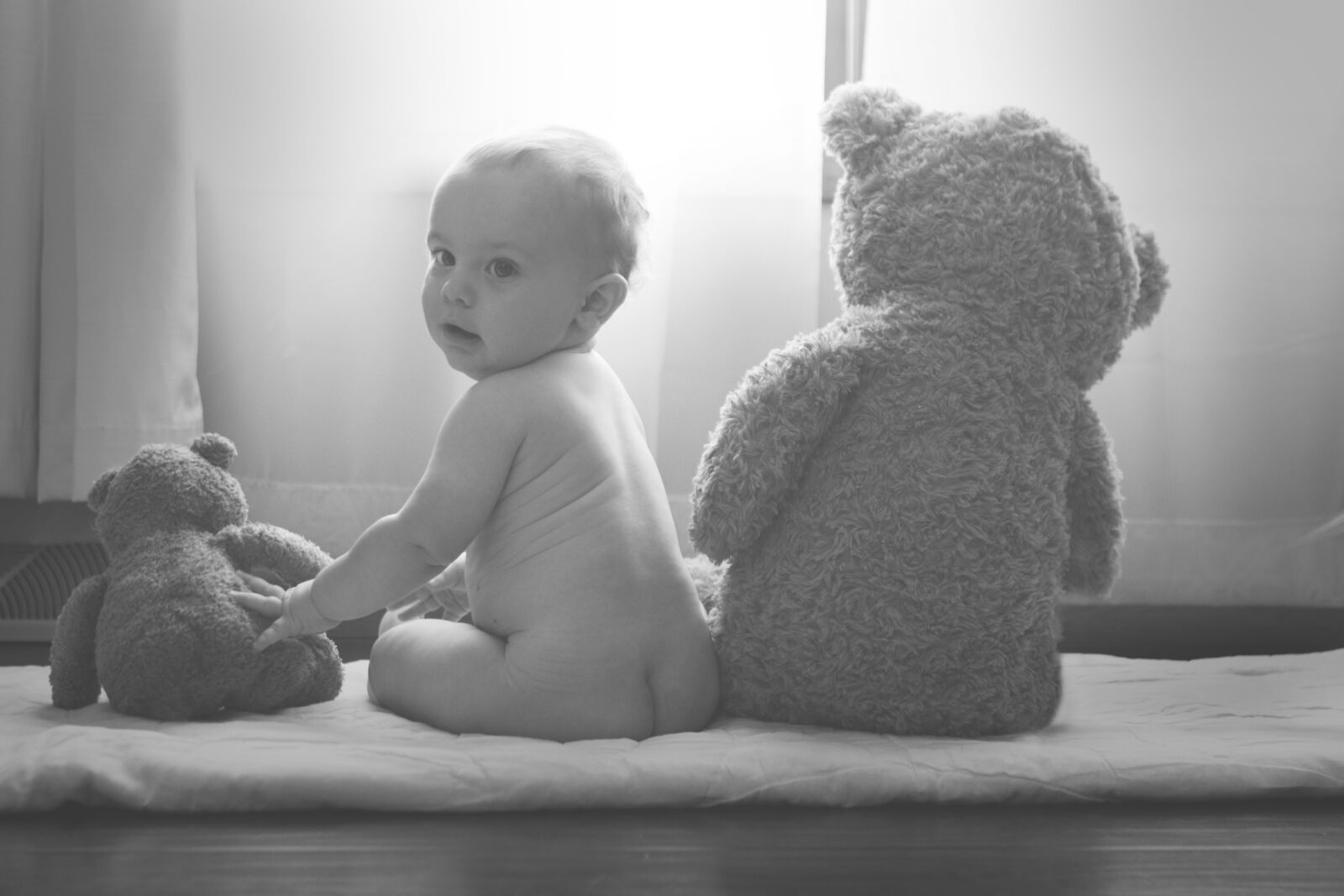 Canon EOS 600D (Rebel EOS T3i / EOS Kiss X5) sample photo. Adorable, baby, black, and photography