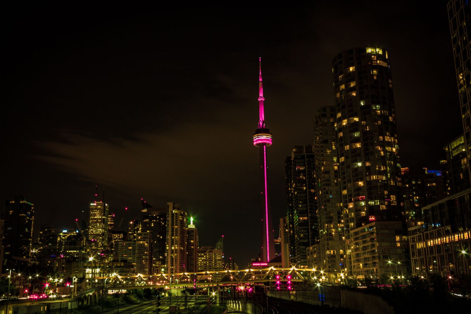 Canon EOS 1300D (EOS Rebel T6 / EOS Kiss X80) sample photo. Toronto, cityscape, canada photography
