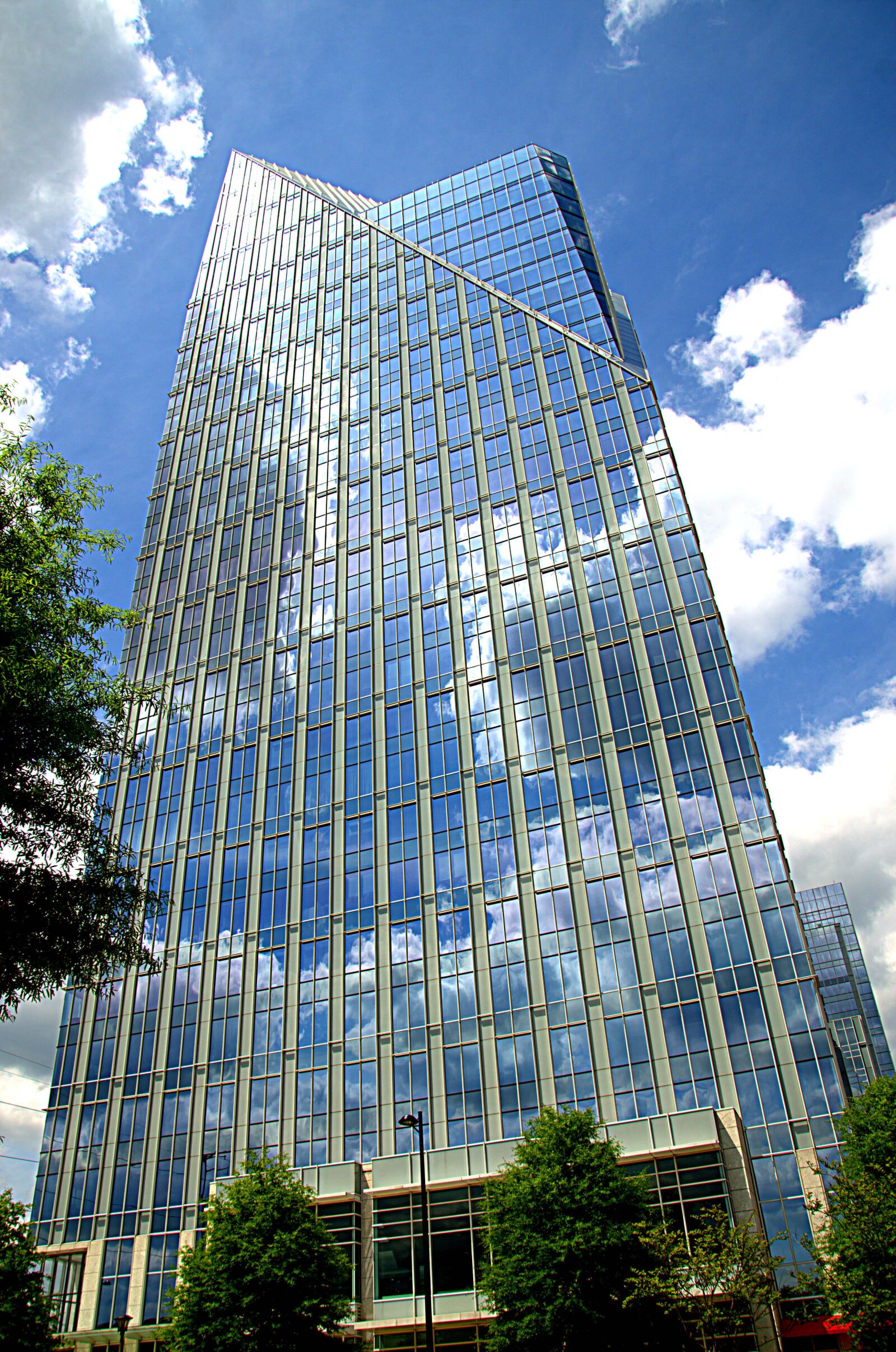 Nikon D7000 sample photo. Building, city, cityscape, company photography