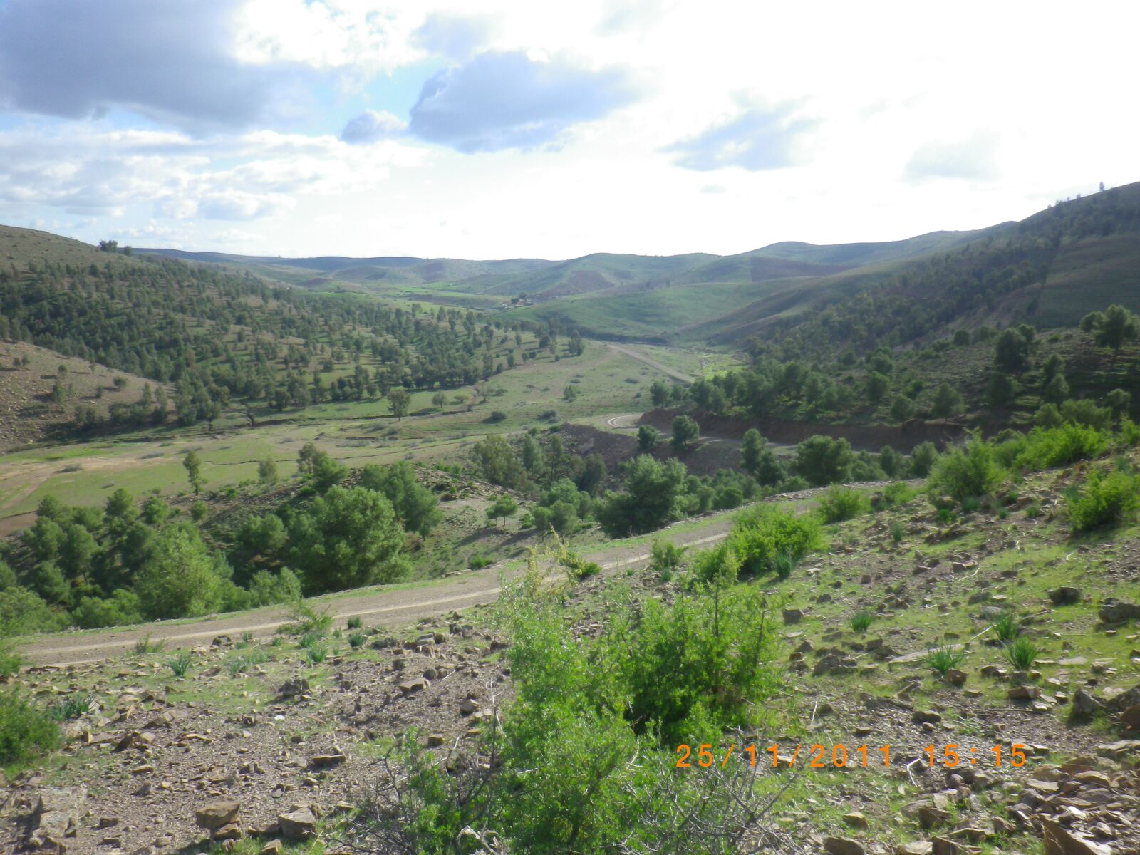 Pentax Optio RZ10 sample photo. Field, horizon, landscape photography