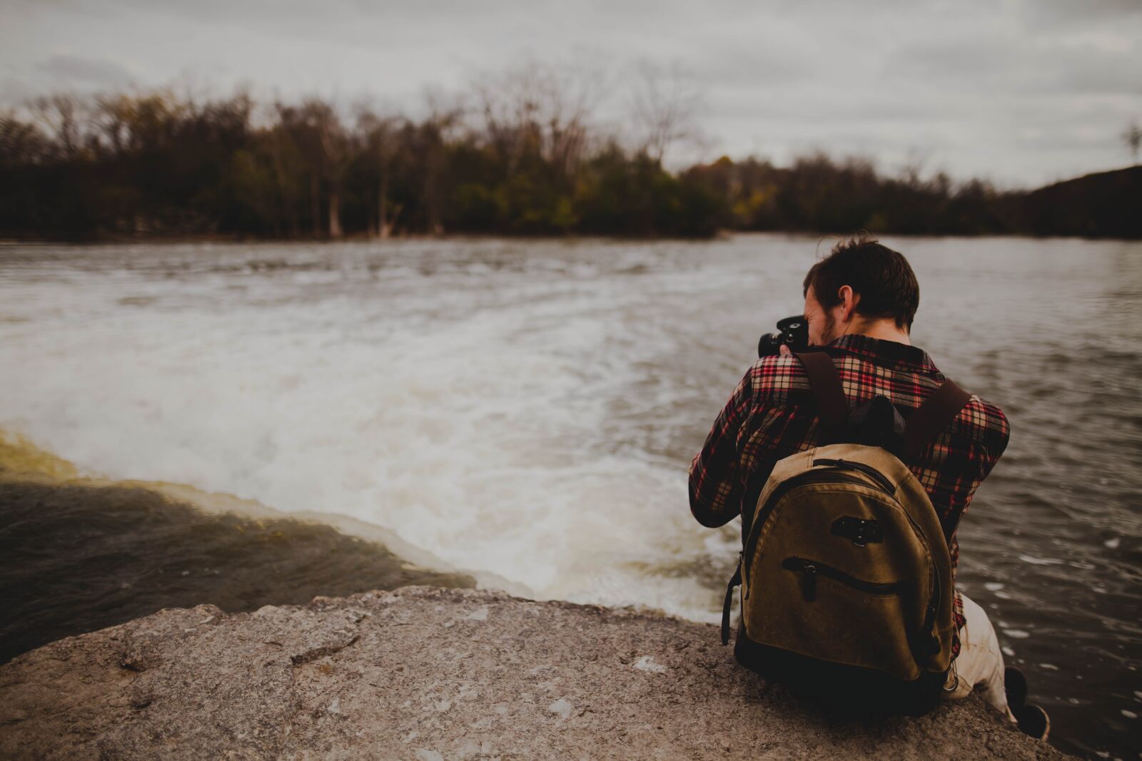 Canon EOS 5D Mark II sample photo. Lake, man, outdoors photography