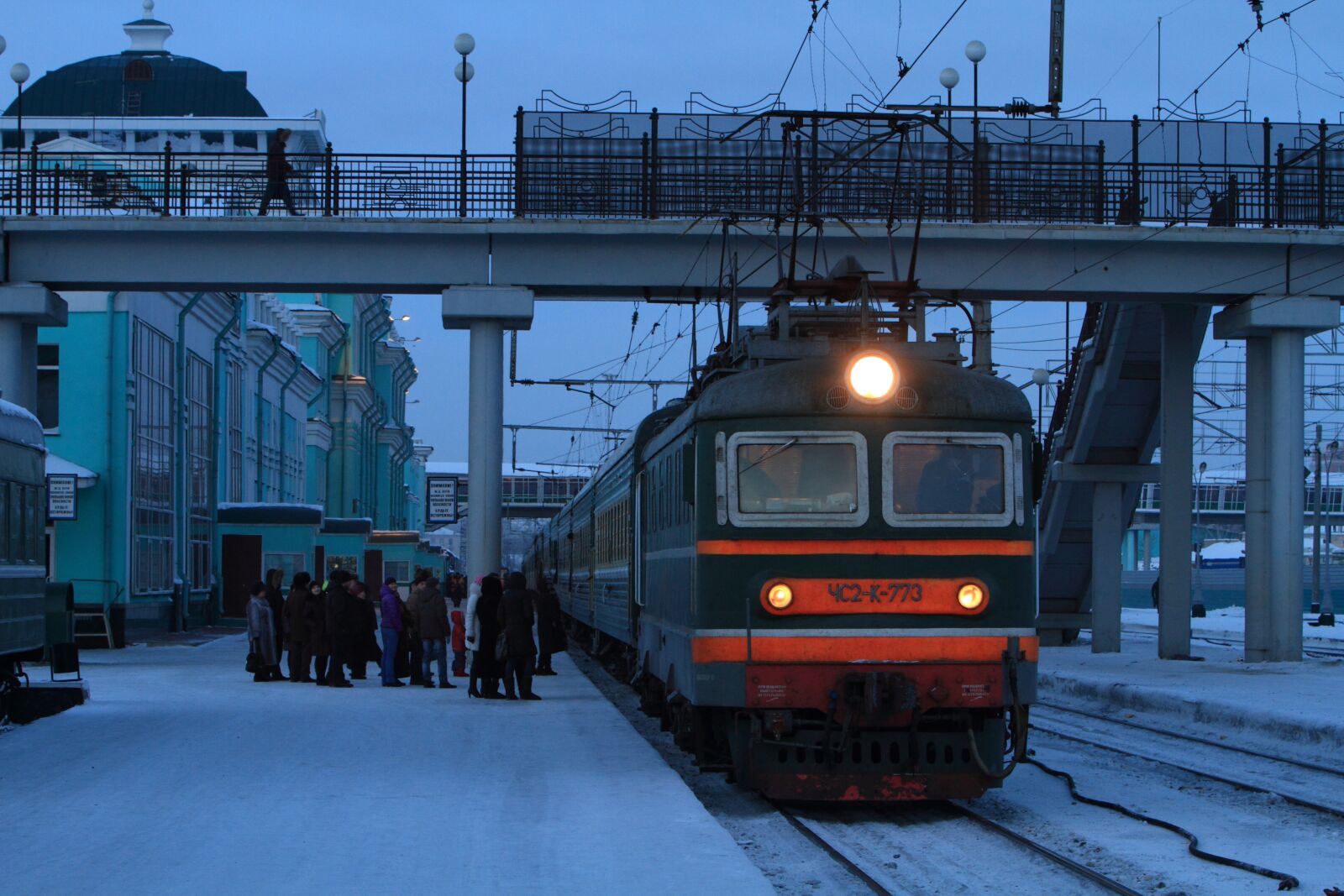 Canon EOS 7D sample photo. Train, railway, electric train photography