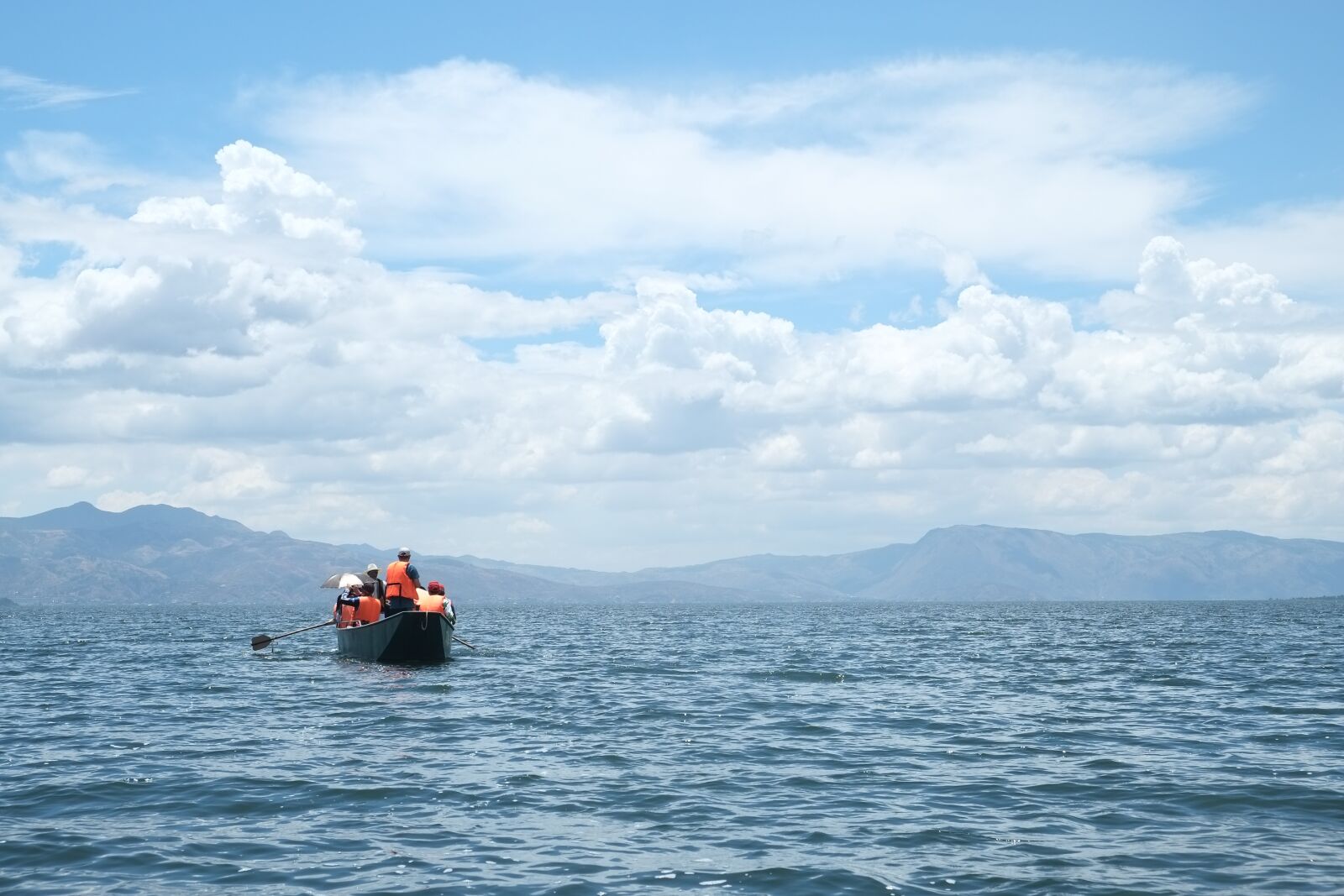 Fujifilm X-E1 sample photo. Erhai lake, in yunnan photography