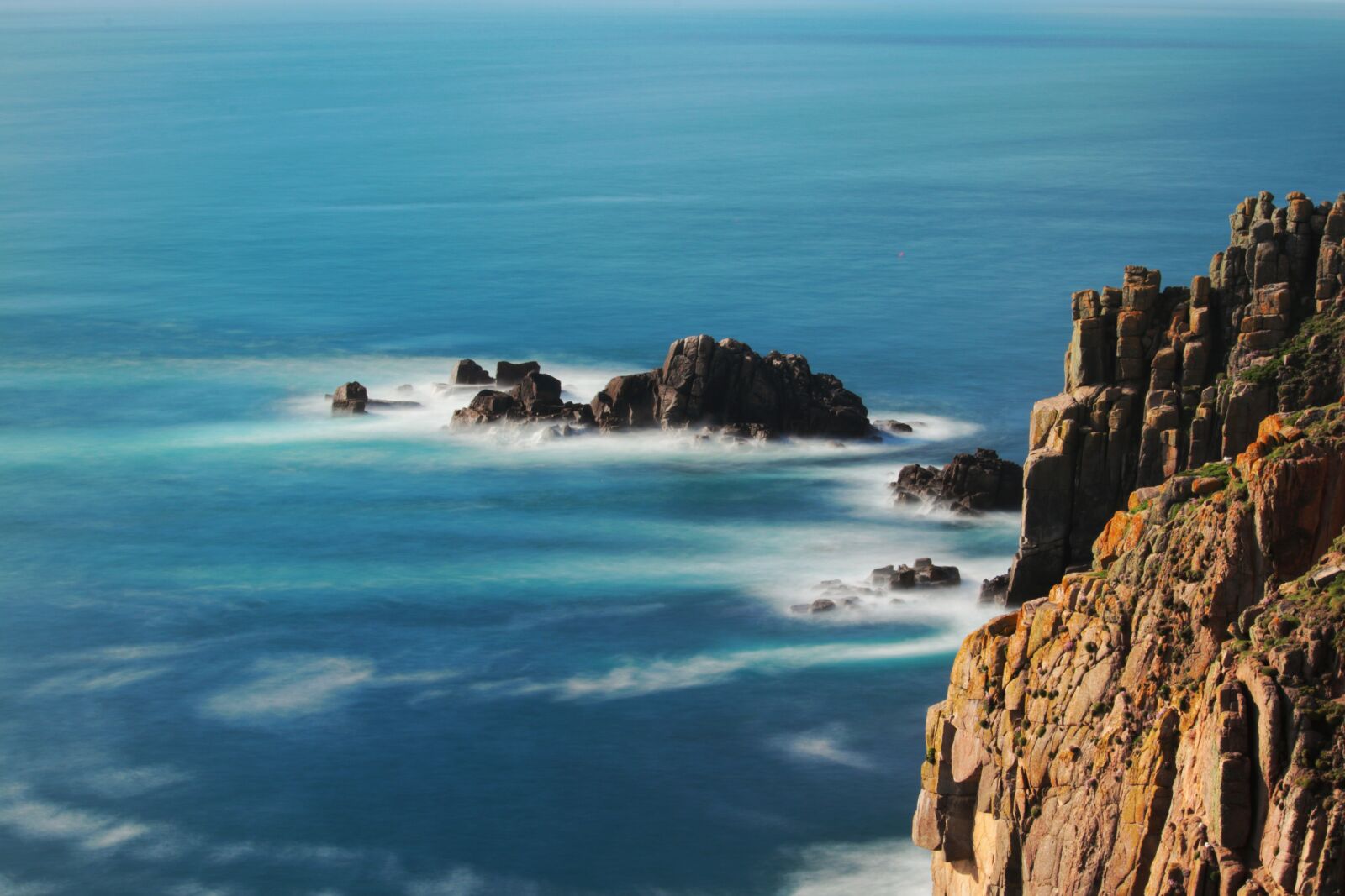Canon EF-S 55-250mm F4-5.6 IS STM sample photo. Sea, blue, coast photography