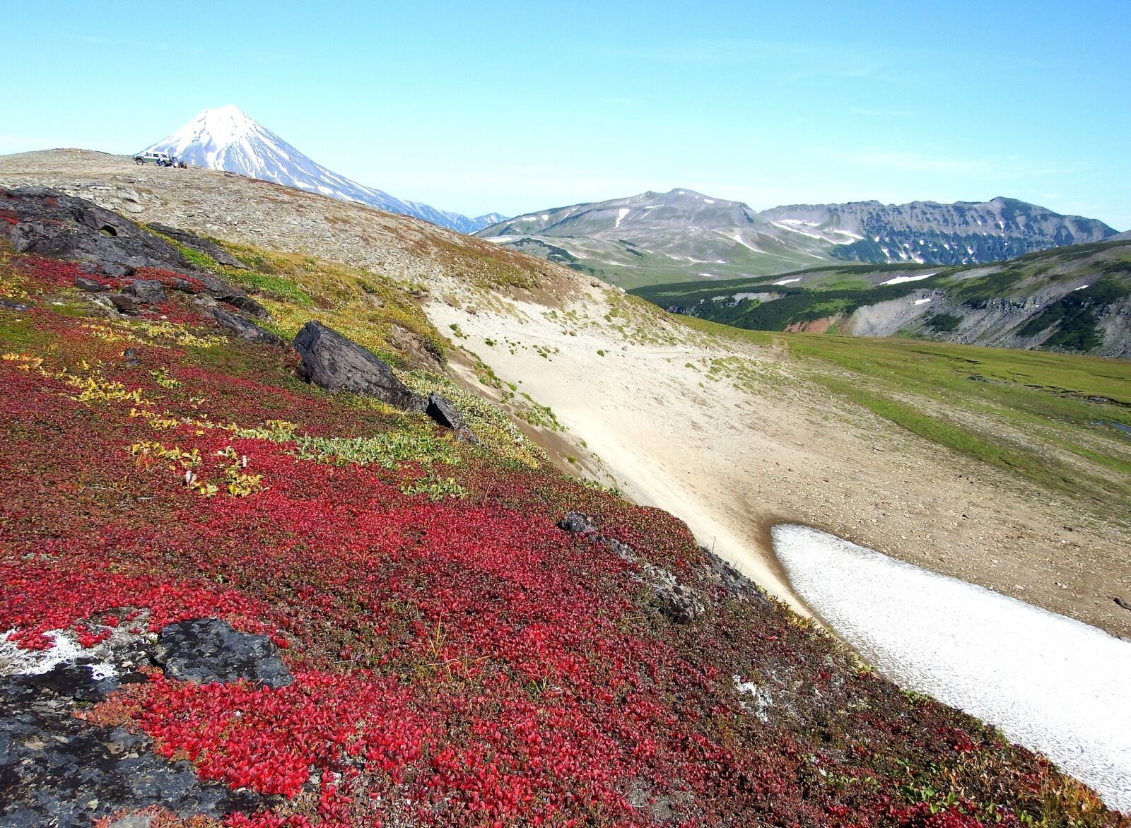 Fujifilm FinePix S1 sample photo. Mountains, volcano, mushrooms photography