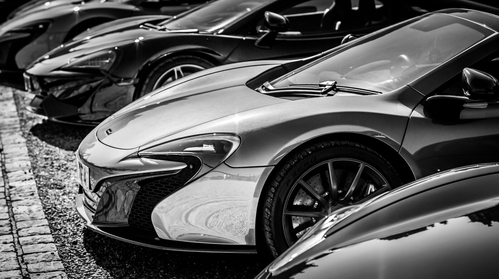 Canon EOS 70D + Canon EF 50mm F1.4 USM sample photo. Mclaren, car, mclaren 650s photography