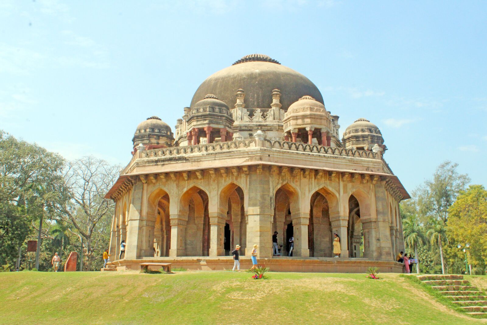 Canon EOS 1300D (EOS Rebel T6 / EOS Kiss X80) sample photo. Mausoleum, garden, lodhi photography