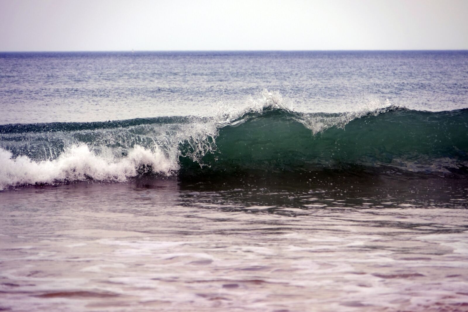 Fujifilm XF 18-135mm F3.5-5.6 R LM OIS WR sample photo. Sea, wave, beach photography