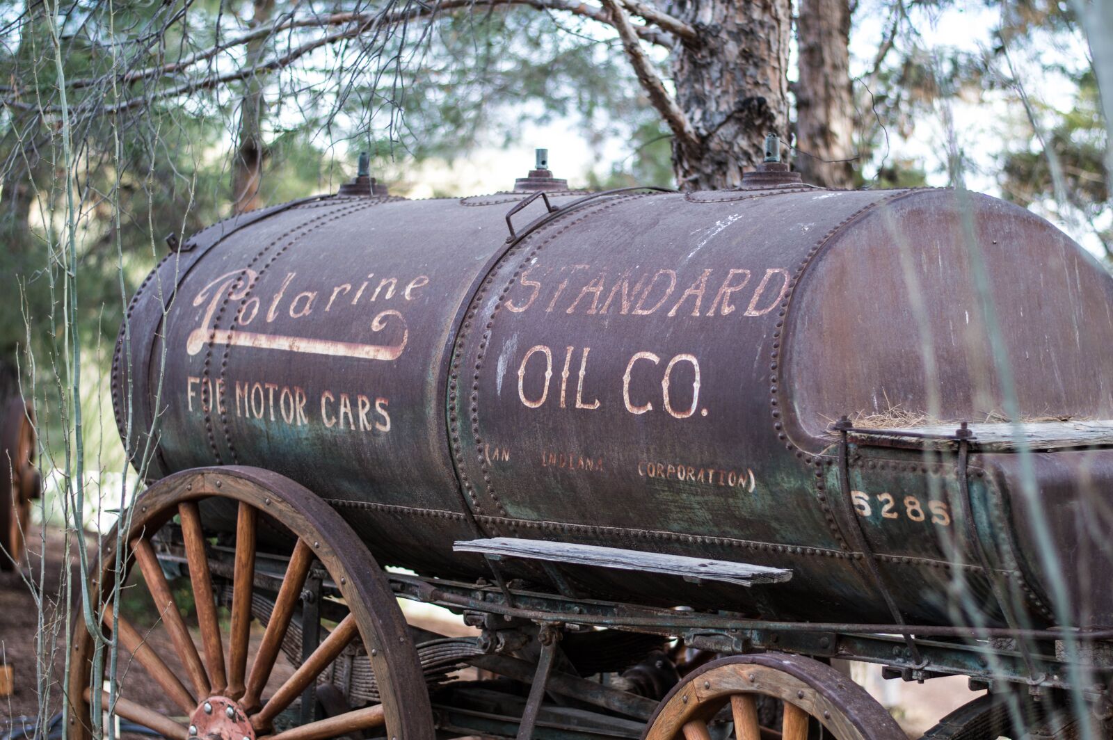 Nikon D3200 sample photo. Old trailers, oil tank photography