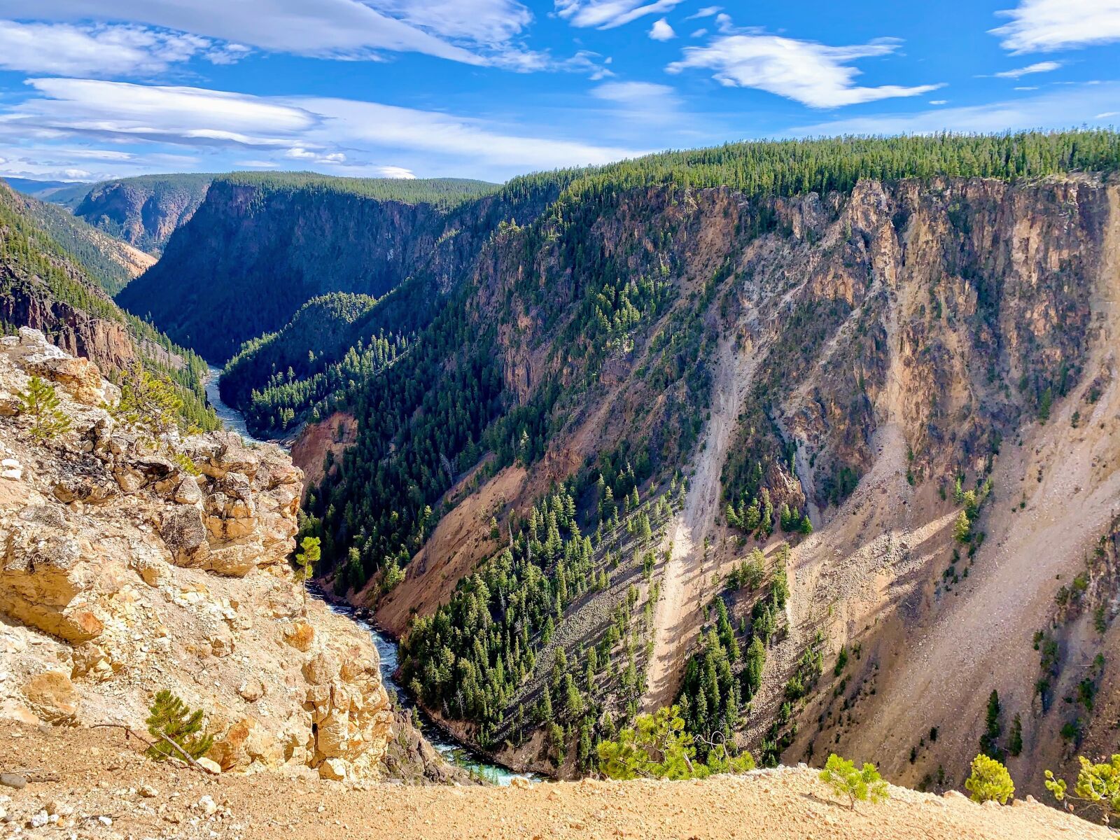 Apple iPhone XS sample photo. Yellowstone, park, nature photography