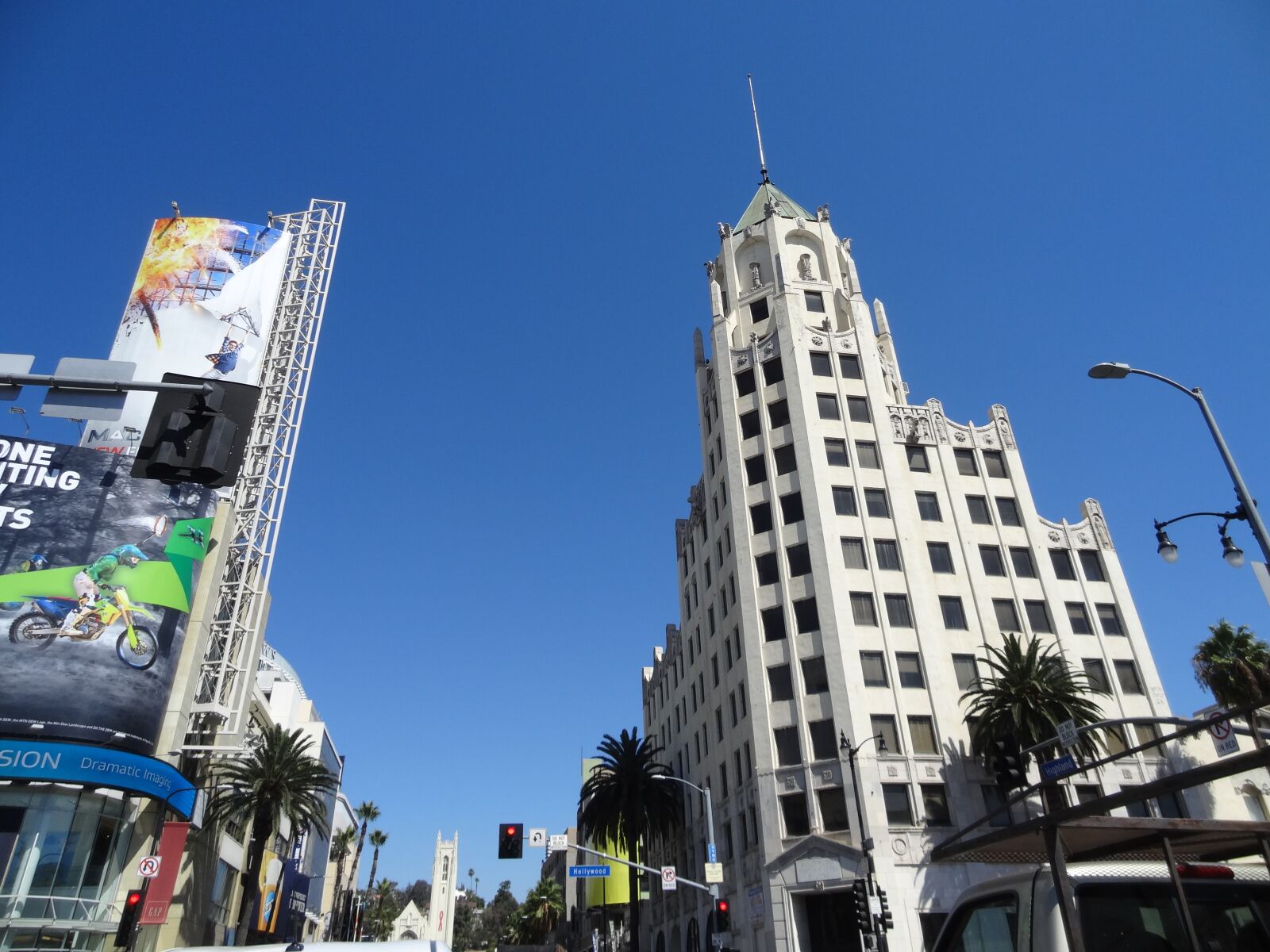 Sony Cyber-shot DSC-HX10V sample photo. California, city centre, summer photography
