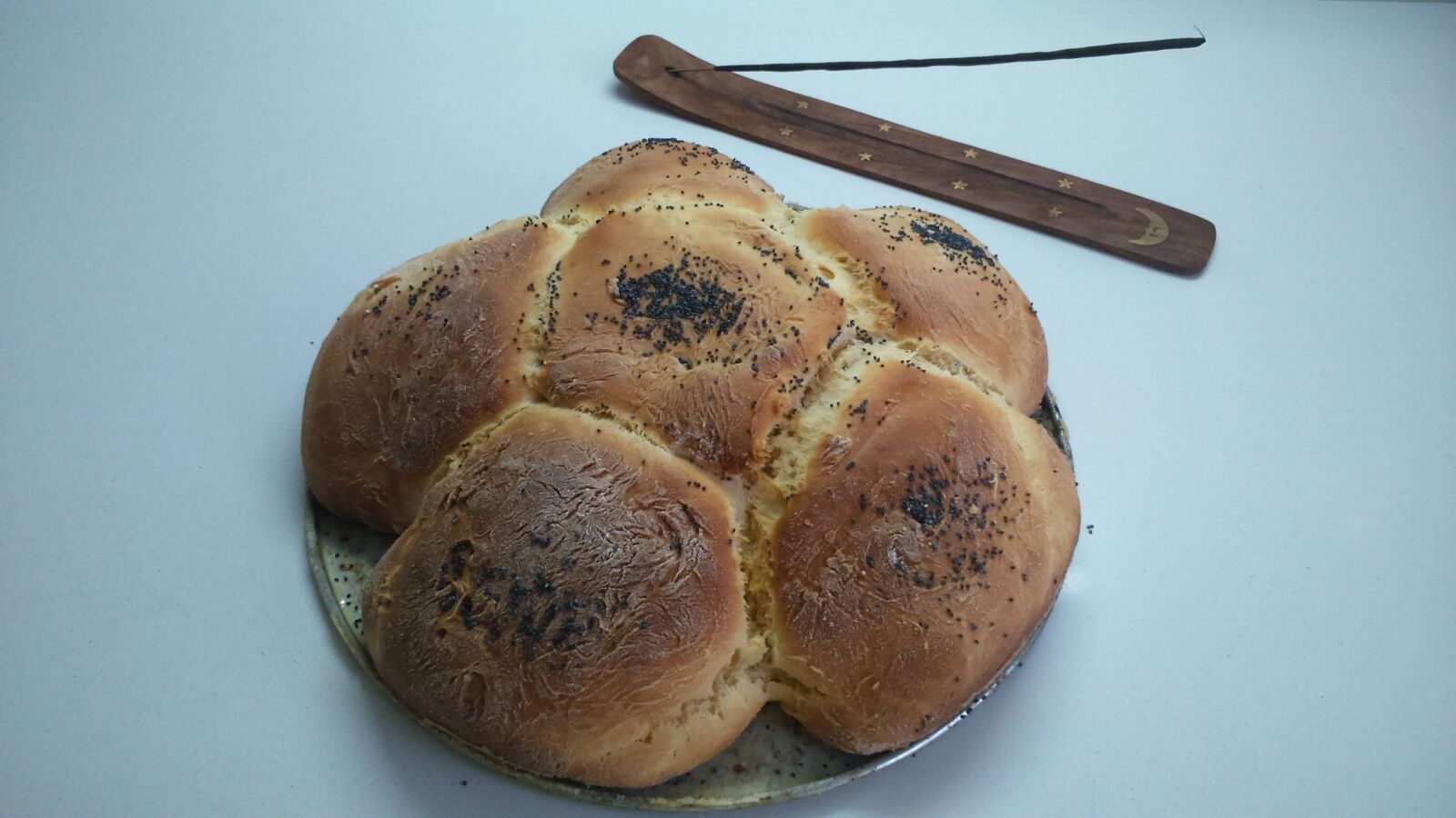 Sony Xperia M2 sample photo. Brioche, sourdough, seeds photography