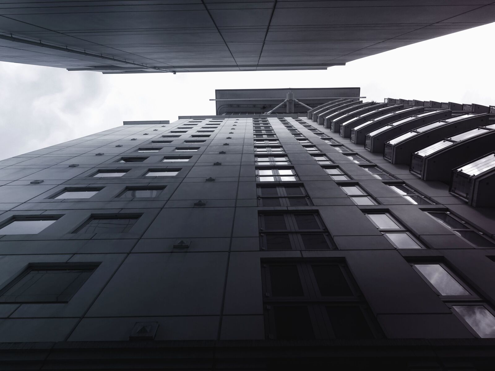 Sony DSC-HX60 sample photo. Architecture, sky, terrace, building photography