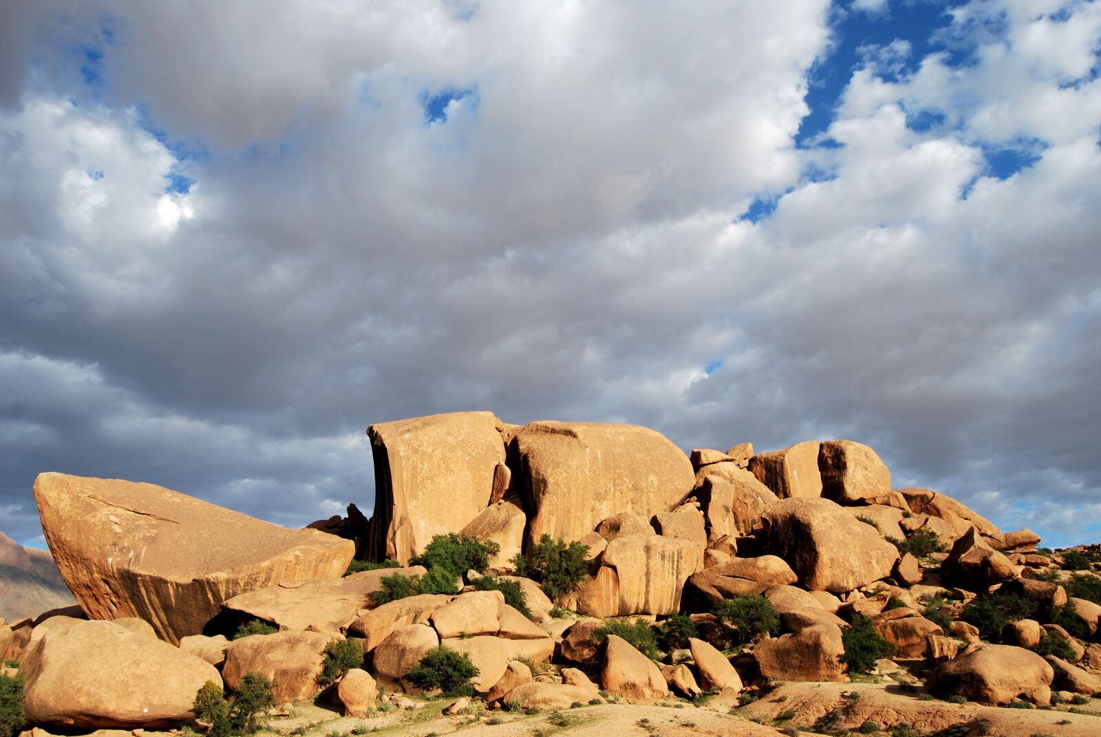 Nikon D60 sample photo. Rocks, landscape, mountains photography