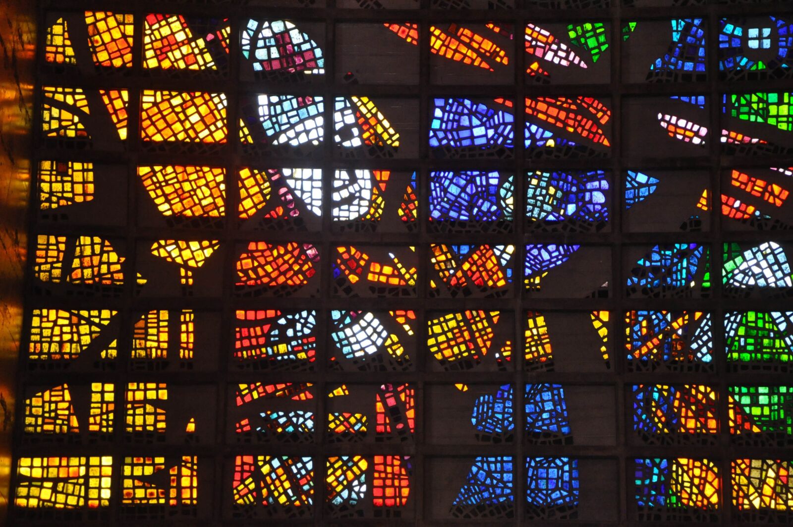 Nikon D5000 sample photo. Religious, church, glass photography