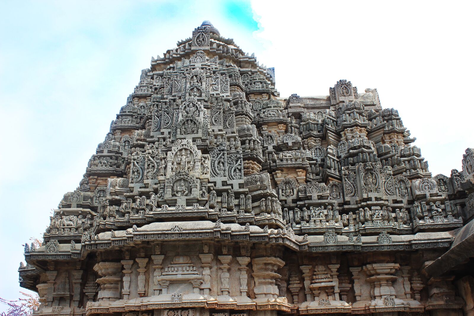 Canon EOS 600D (Rebel EOS T3i / EOS Kiss X5) sample photo. Temple, architecture, travel photography