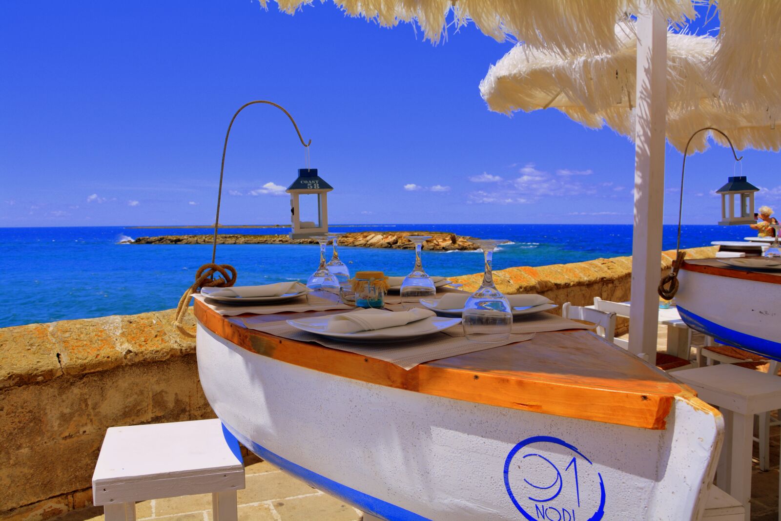 Nikon D7100 sample photo. Table, glasses, sea photography