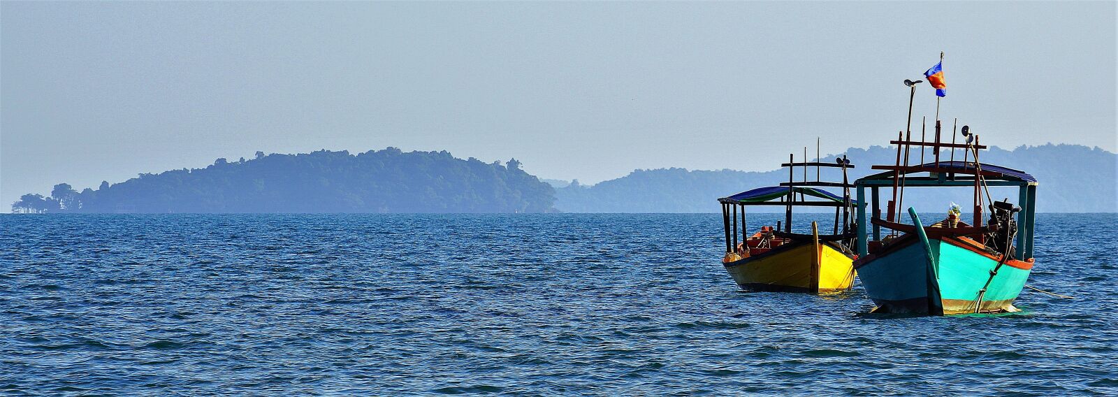 Sony Alpha NEX-7 sample photo. Boats, sea, ocean photography