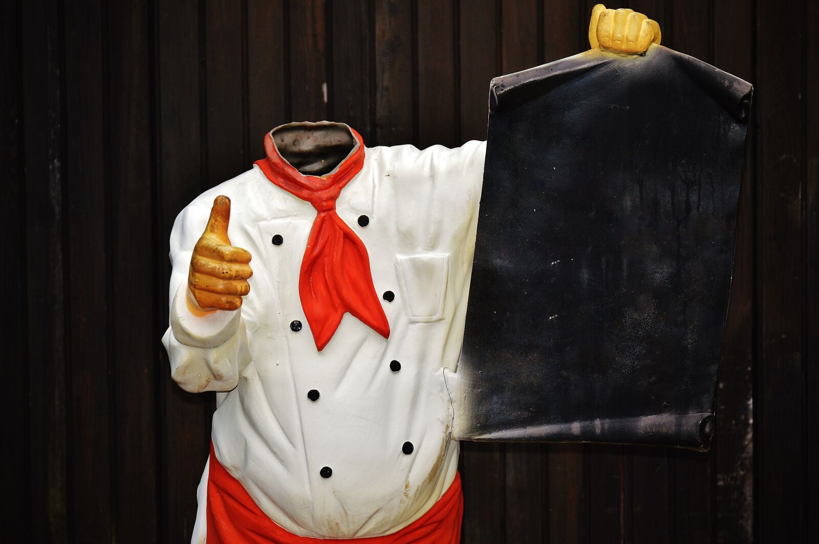 Nikon D3200 sample photo. Headless, cooking, figure photography