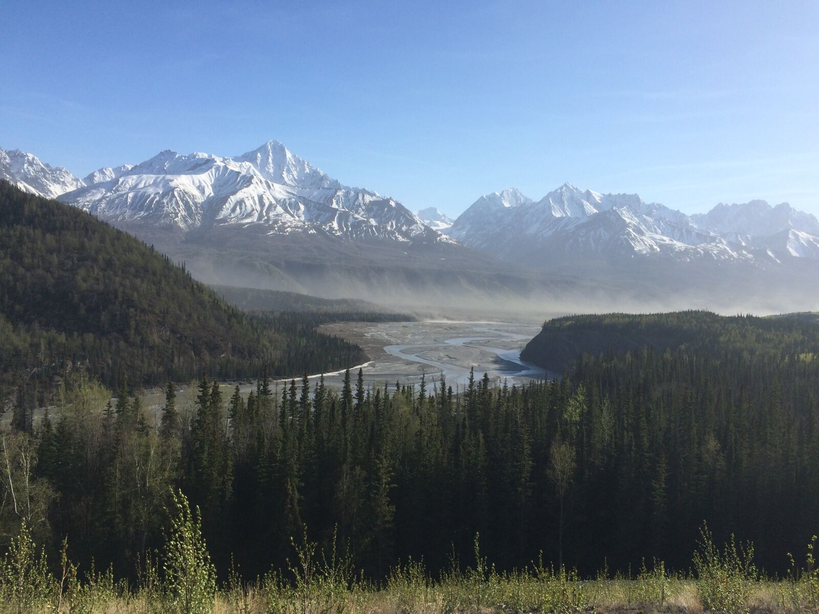 iPhone 5s back camera 4.15mm f/2.2 sample photo. Alaska, matanuska river, mountain photography