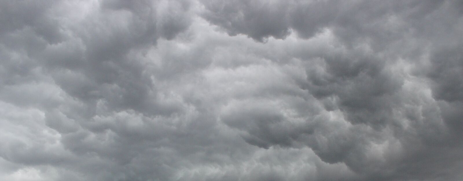 Canon EOS 600D (Rebel EOS T3i / EOS Kiss X5) sample photo. Clouds, sky, nature photography