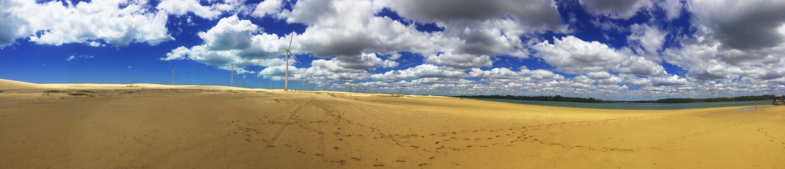 iPhone 6 back camera 4.15mm f/2.2 sample photo. Beach, blue, sky, cloud photography