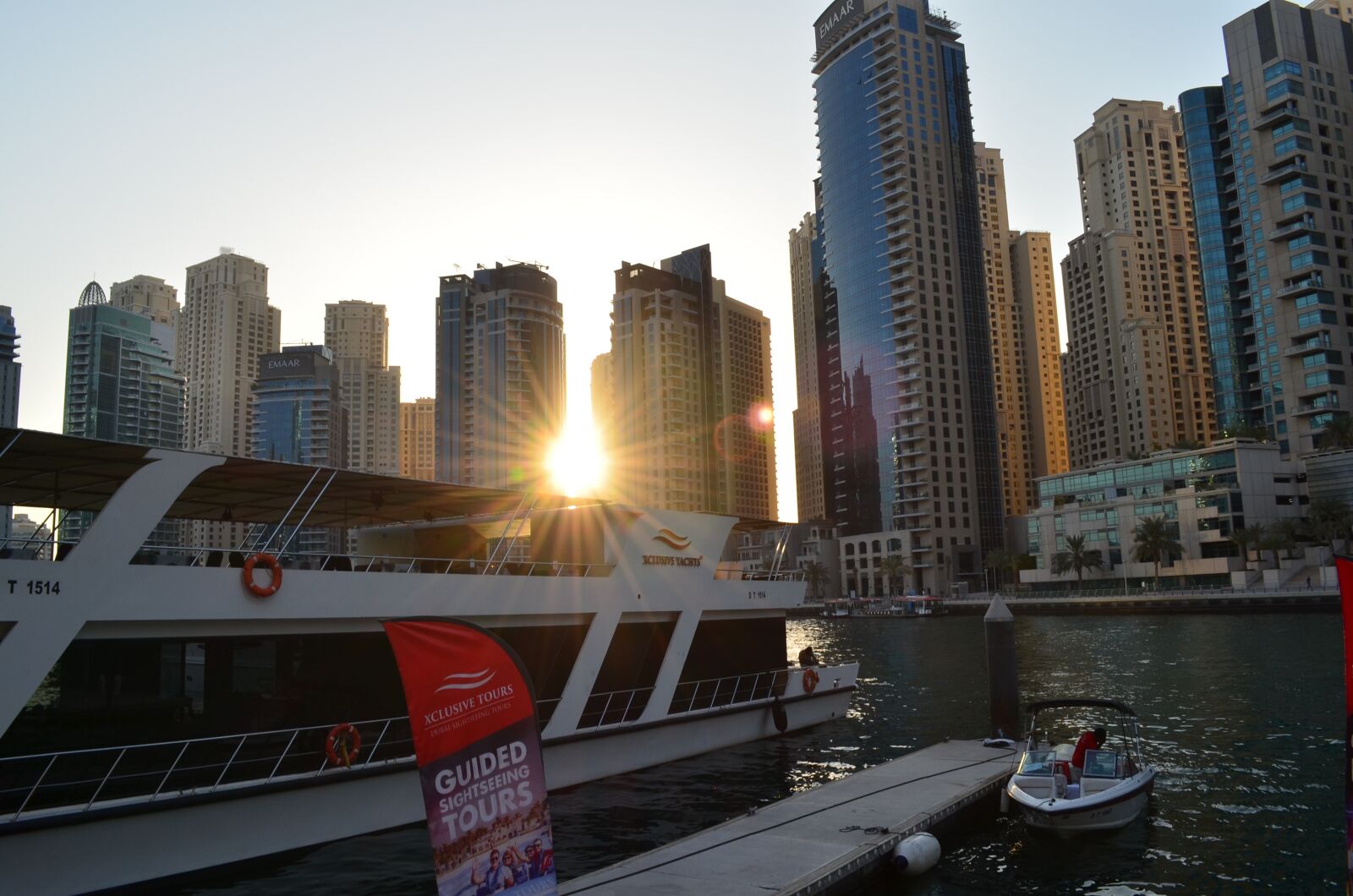 Nikon D5100 sample photo. Dubai marina, sunset, yachts photography