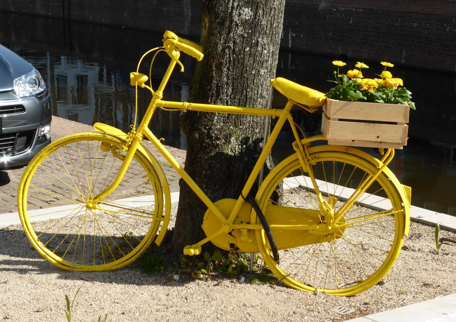 Panasonic Lumix DMC-ZS30 (Lumix DMC-TZ40) sample photo. Transport, bicycle, spring photography
