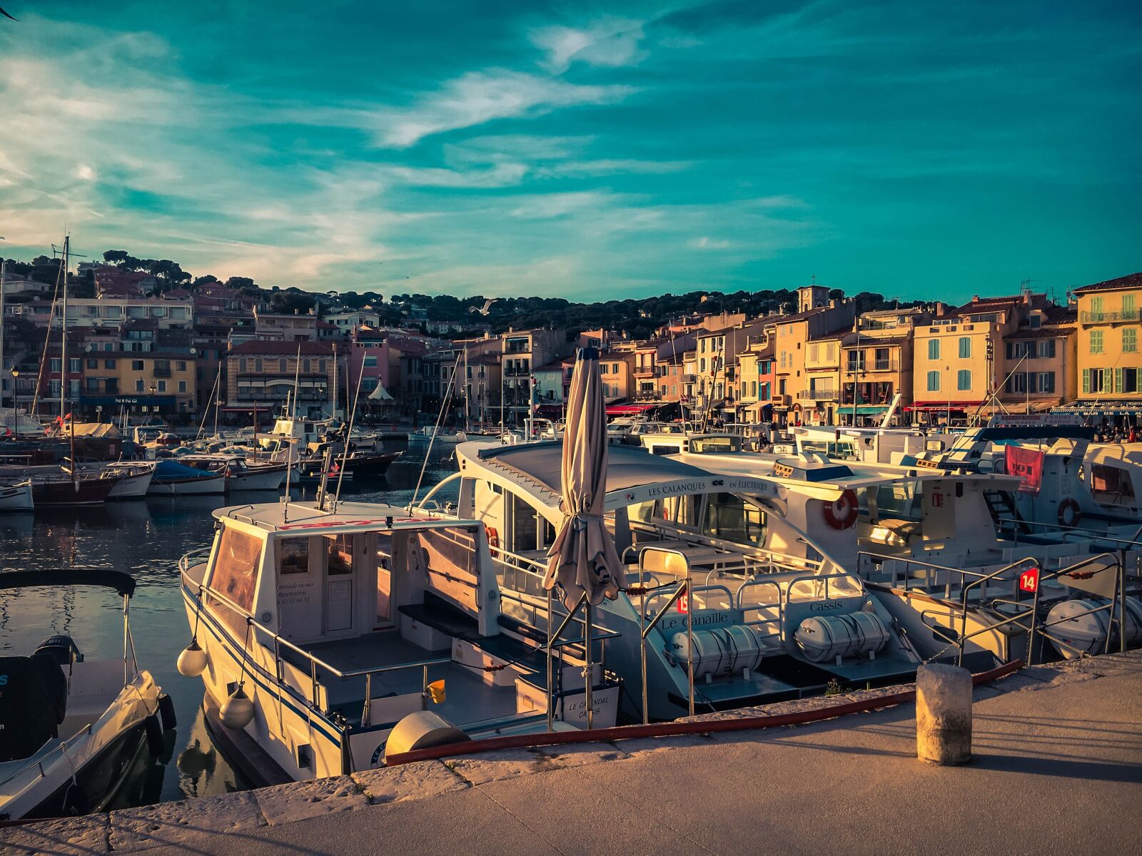 Apple iPhone 6s sample photo. Architecture, boat, border, buildings photography
