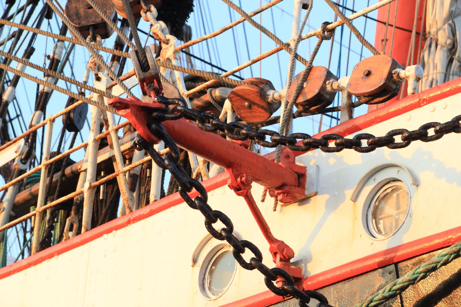 Canon EOS 550D (EOS Rebel T2i / EOS Kiss X4) sample photo. Germany, sedov, sailing photography