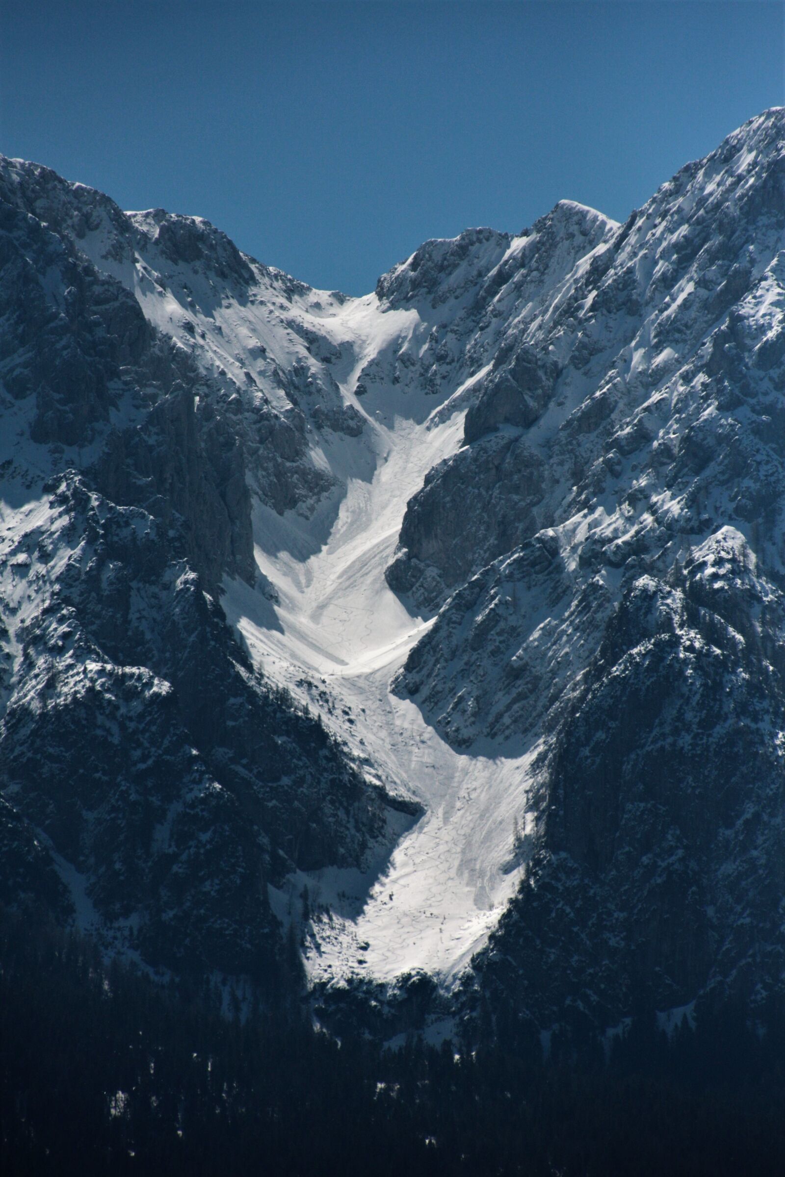Canon EOS 40D sample photo. Mountain, mountains, snow photography