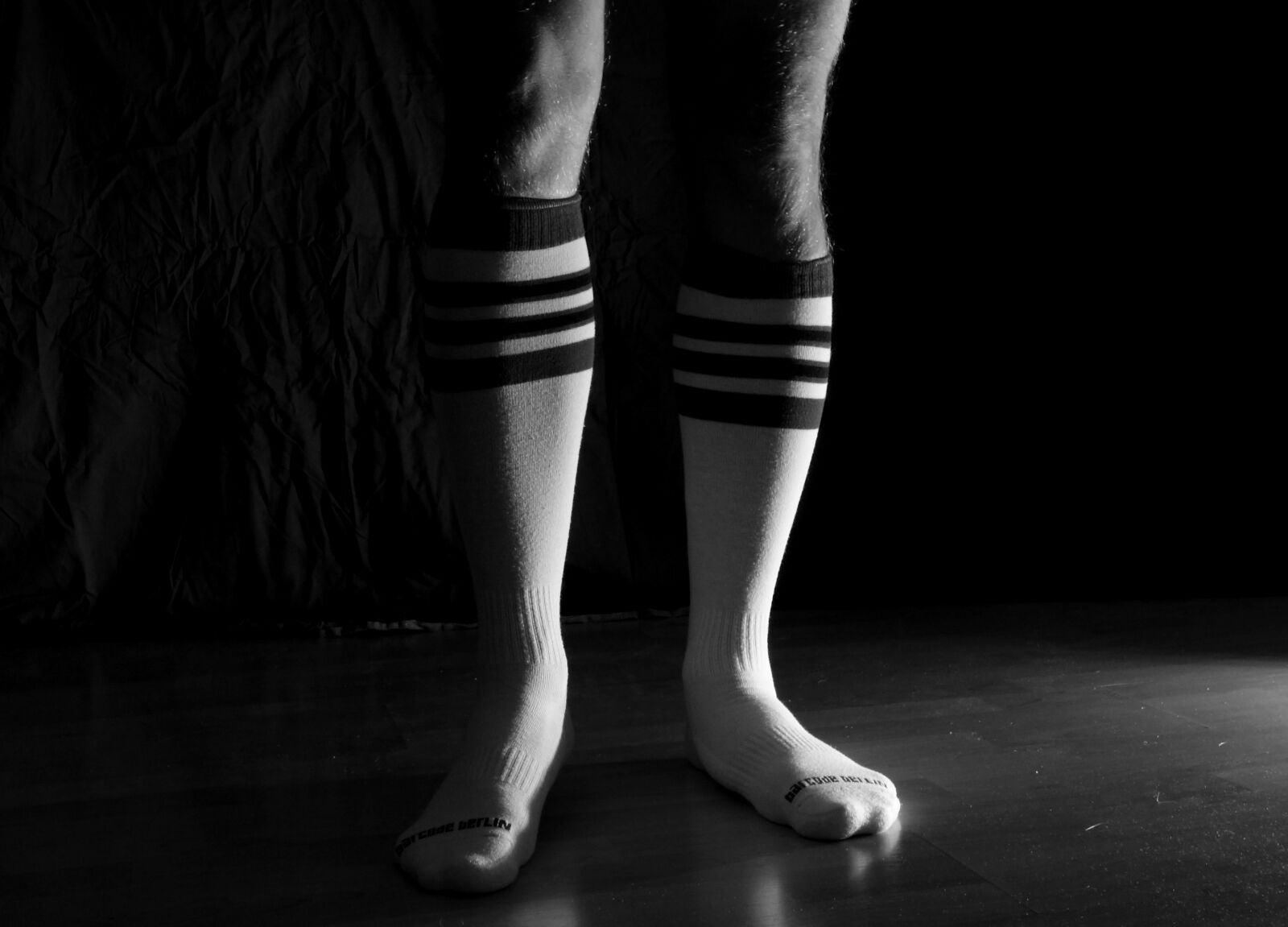 Sony Cyber-shot DSC-RX100 sample photo. Sport, socks, knee-high socks photography