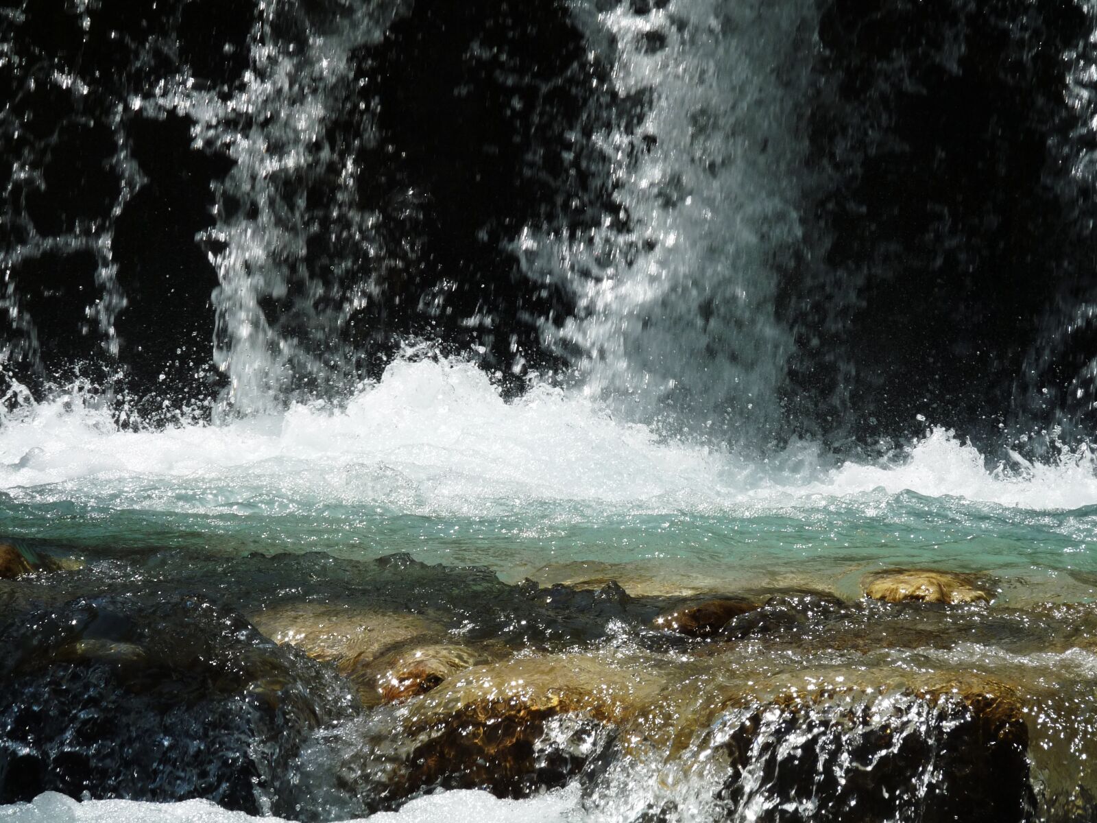 Panasonic Lumix DMC-FZ28 sample photo. Water, waterfall, nature photography