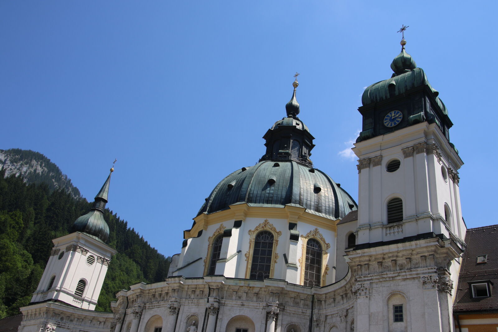 Canon EOS 7D Mark II sample photo. Alps, cathedral, church, clock photography
