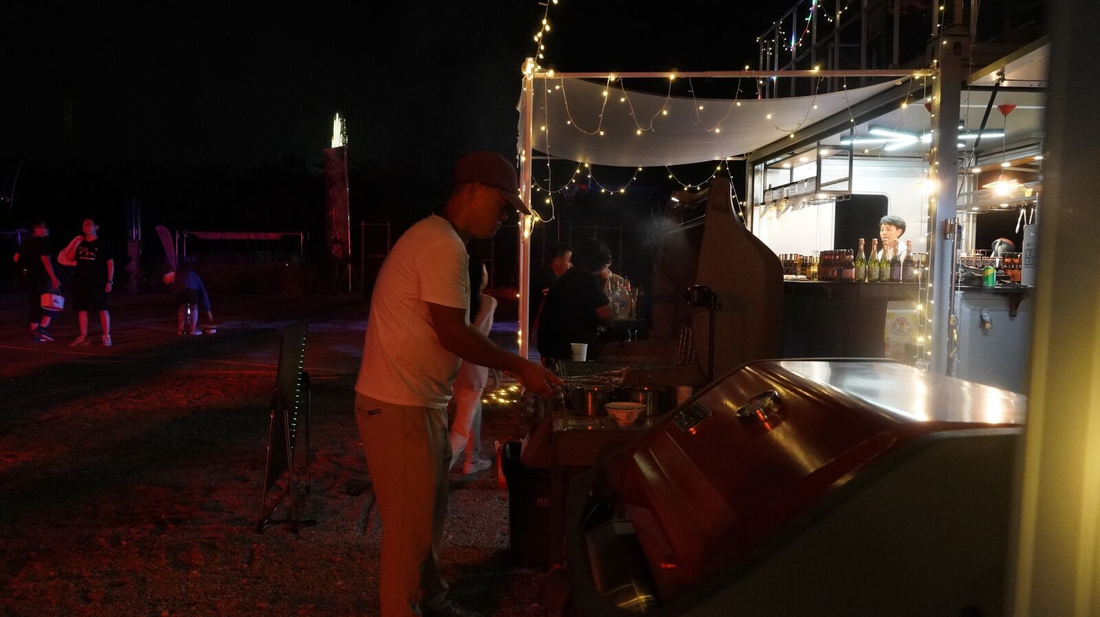 Sony a6400 sample photo. Roast, lamb, string photography
