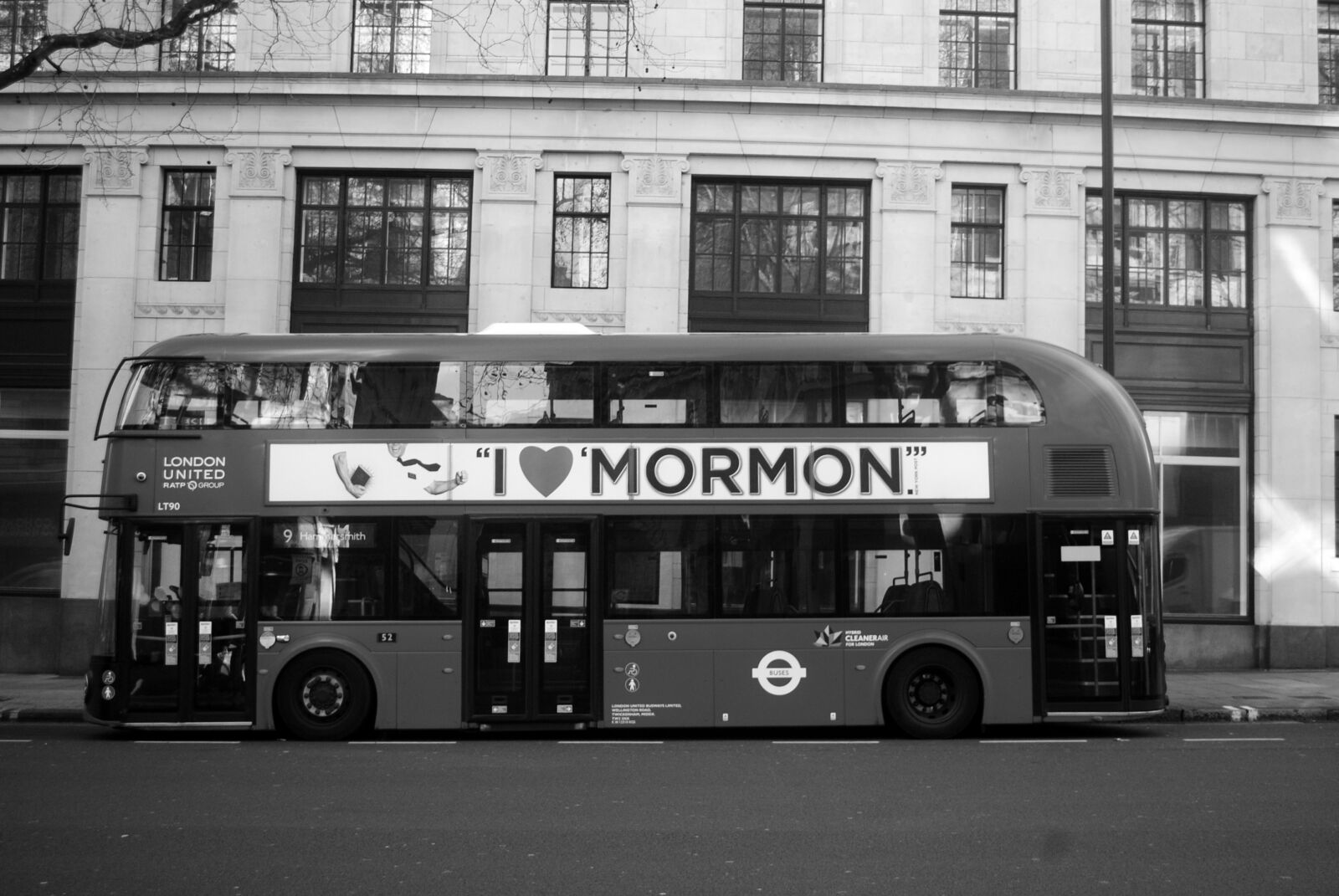 Nikon D3000 sample photo. Bus, london, england photography