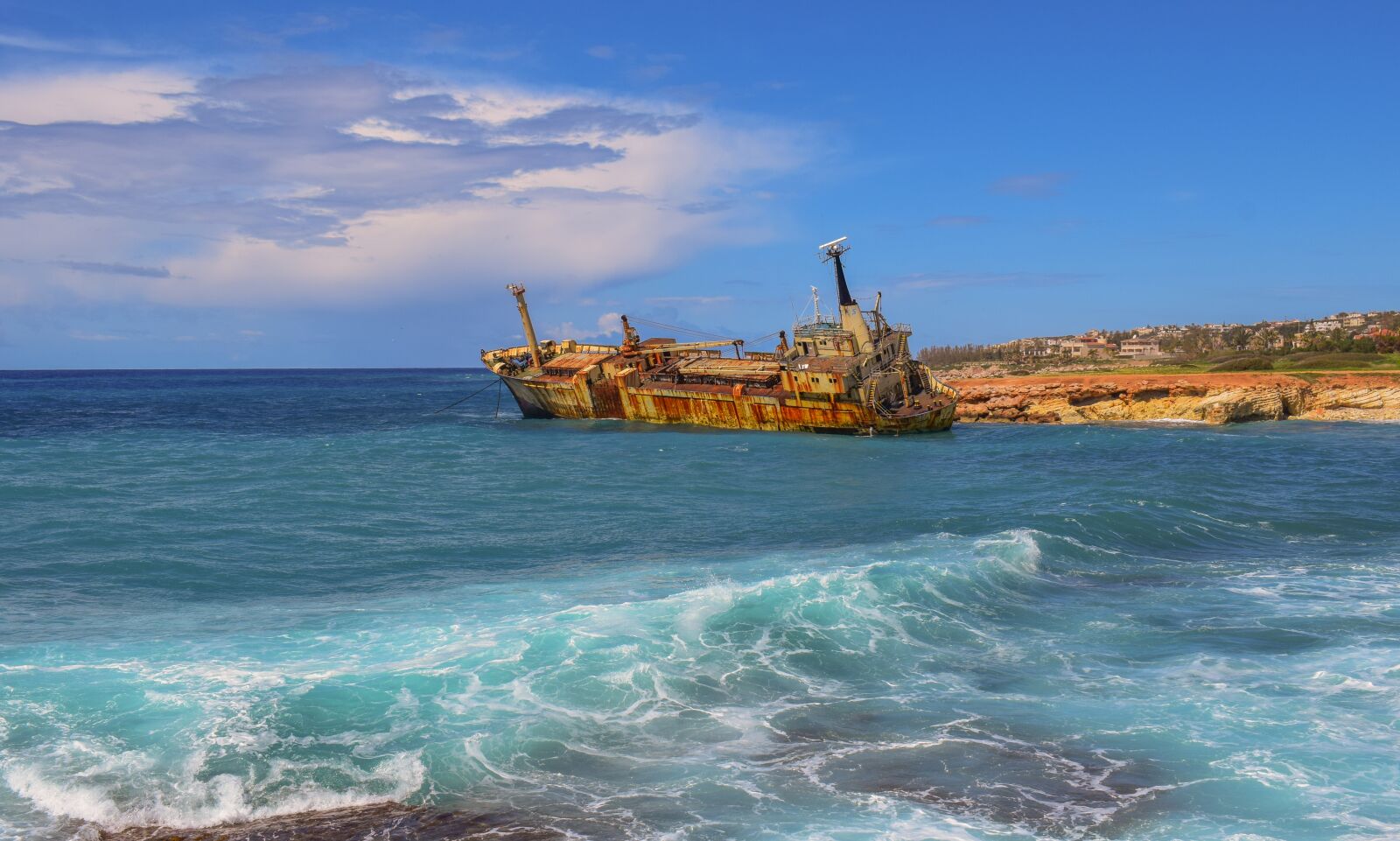 Nikon D3300 sample photo. Shipwreck, sea, clouds photography
