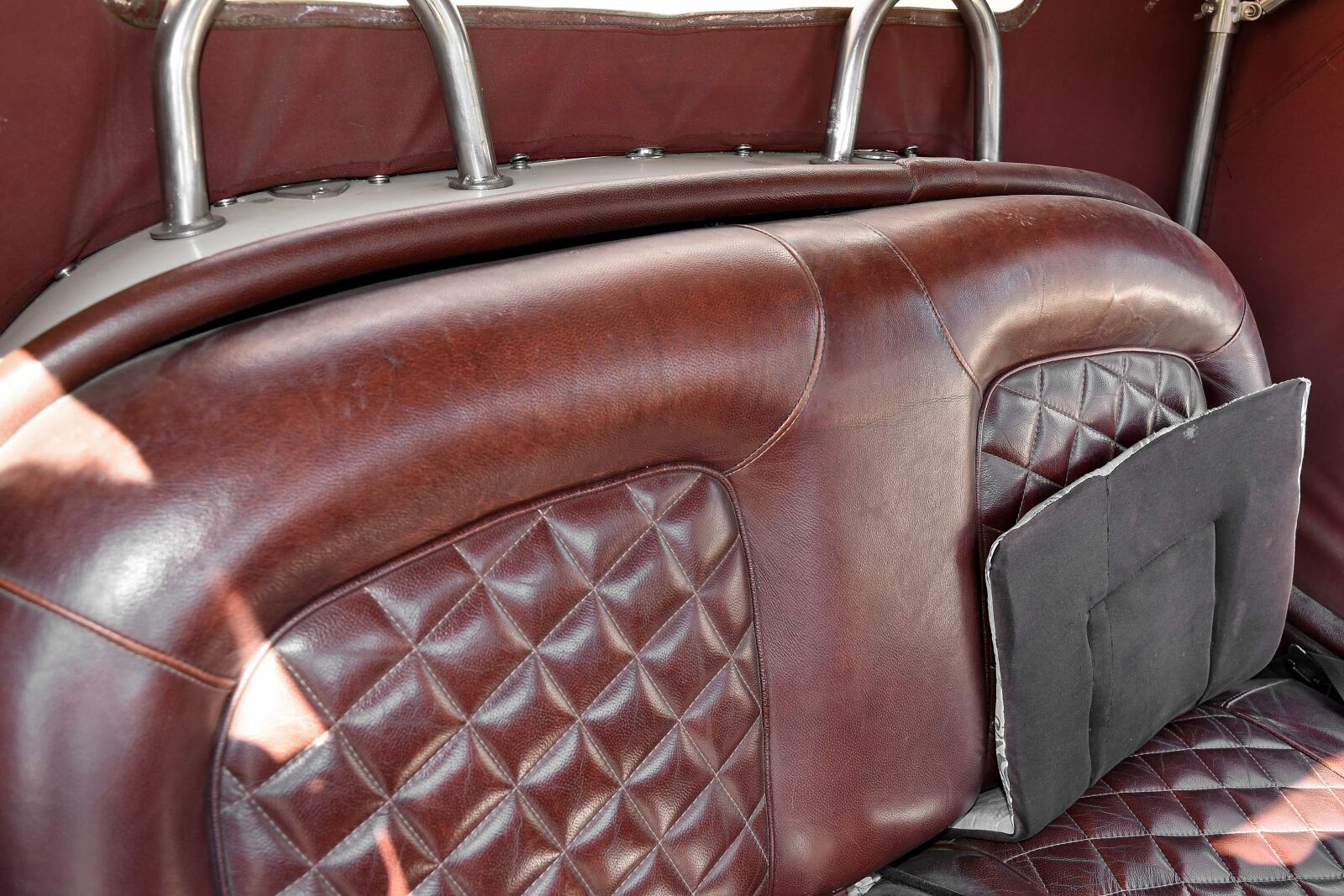 Nikon D5500 sample photo. Car seat, leather, seat photography